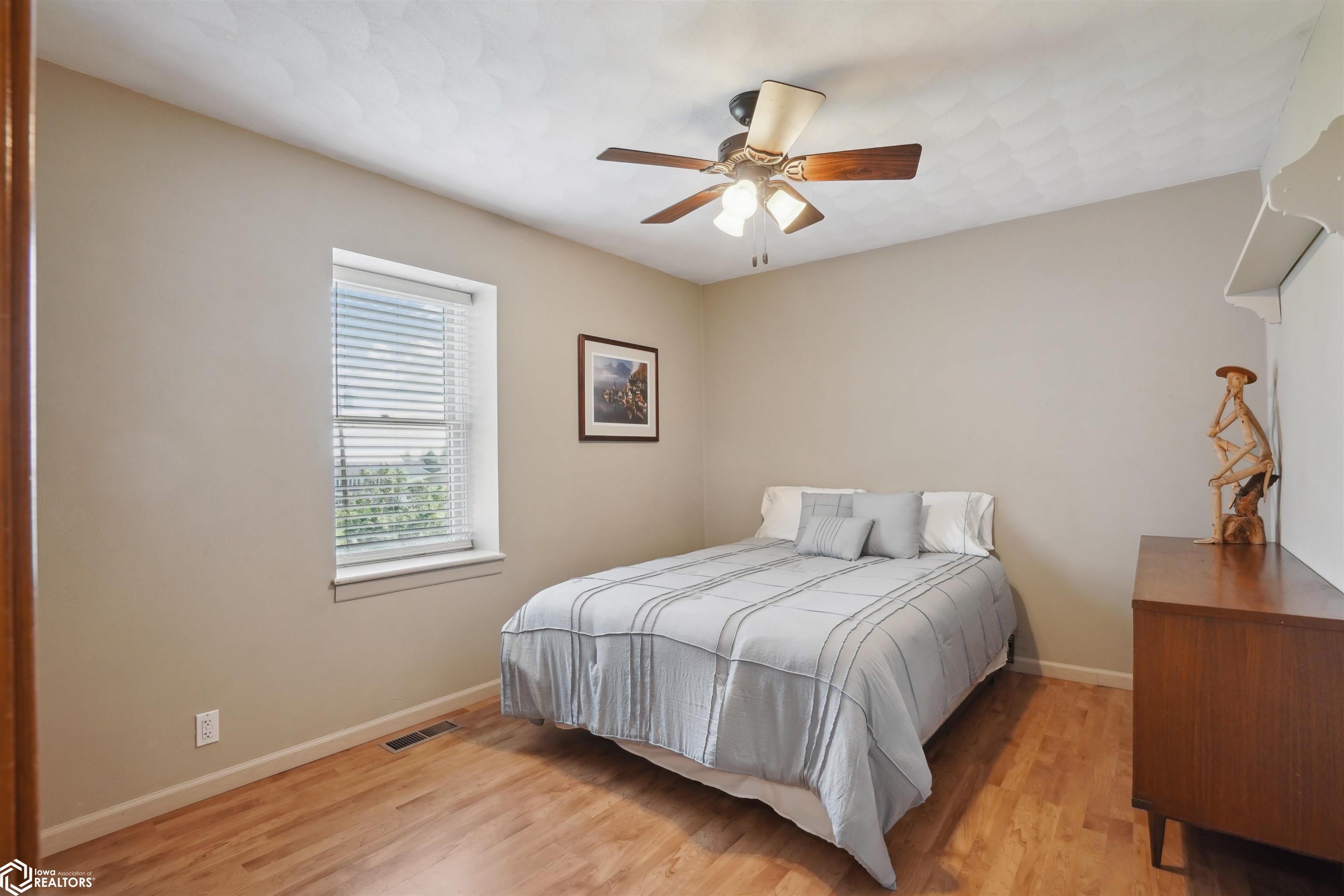 508 Brentwood Road, Marshalltown, Iowa image 25