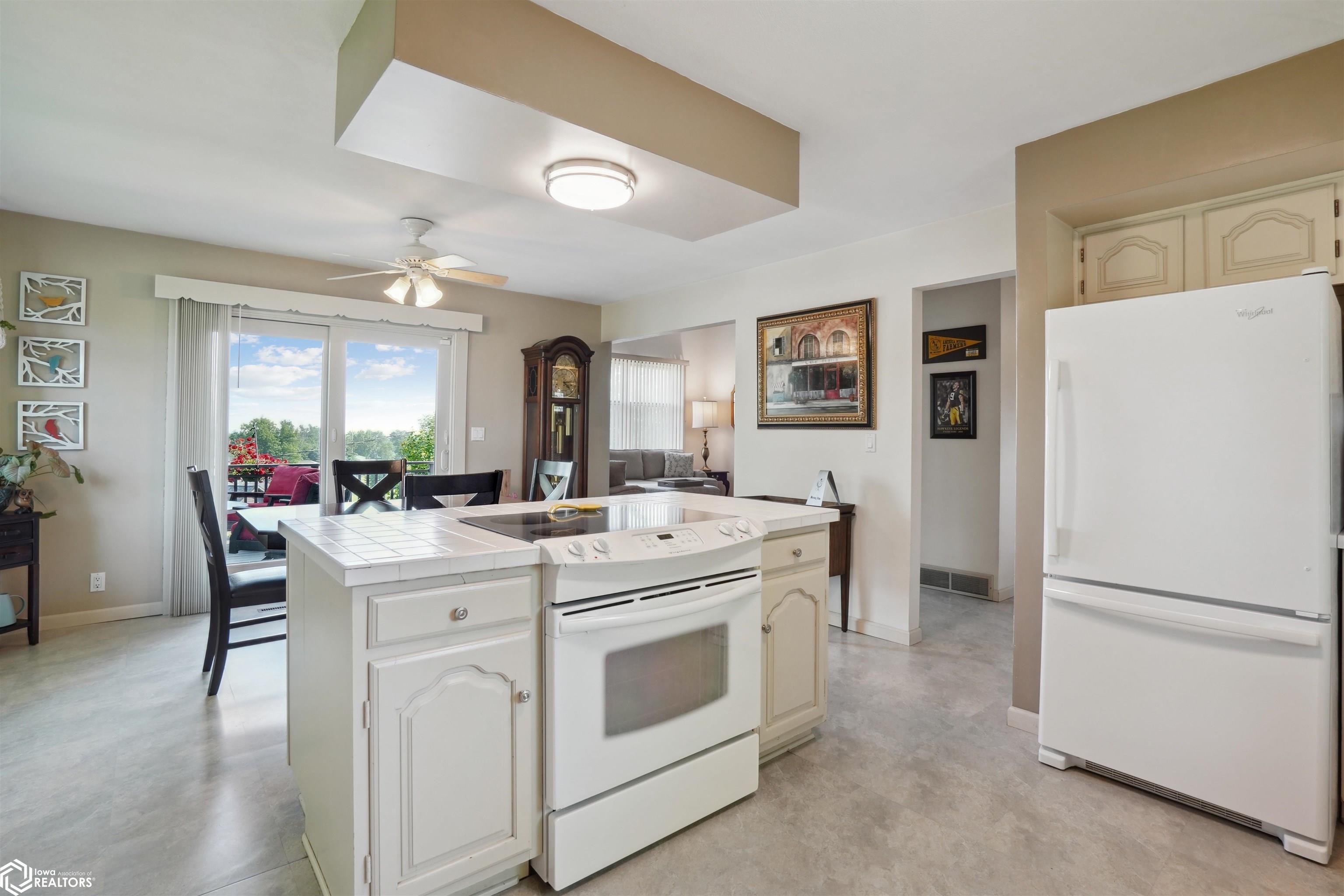 508 Brentwood Road, Marshalltown, Iowa image 6