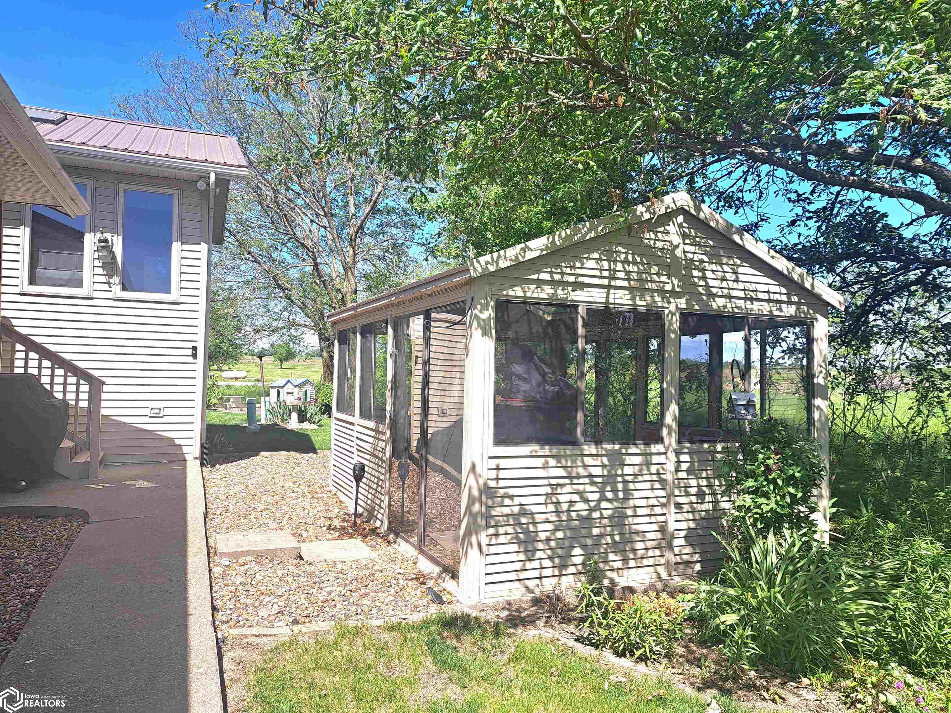 18028 Hwy. J5t, Mystic, Iowa image 14
