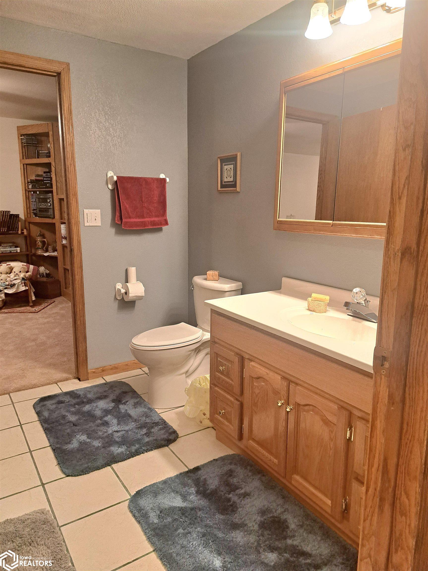 18028 Hwy. J5t, Mystic, Iowa image 39