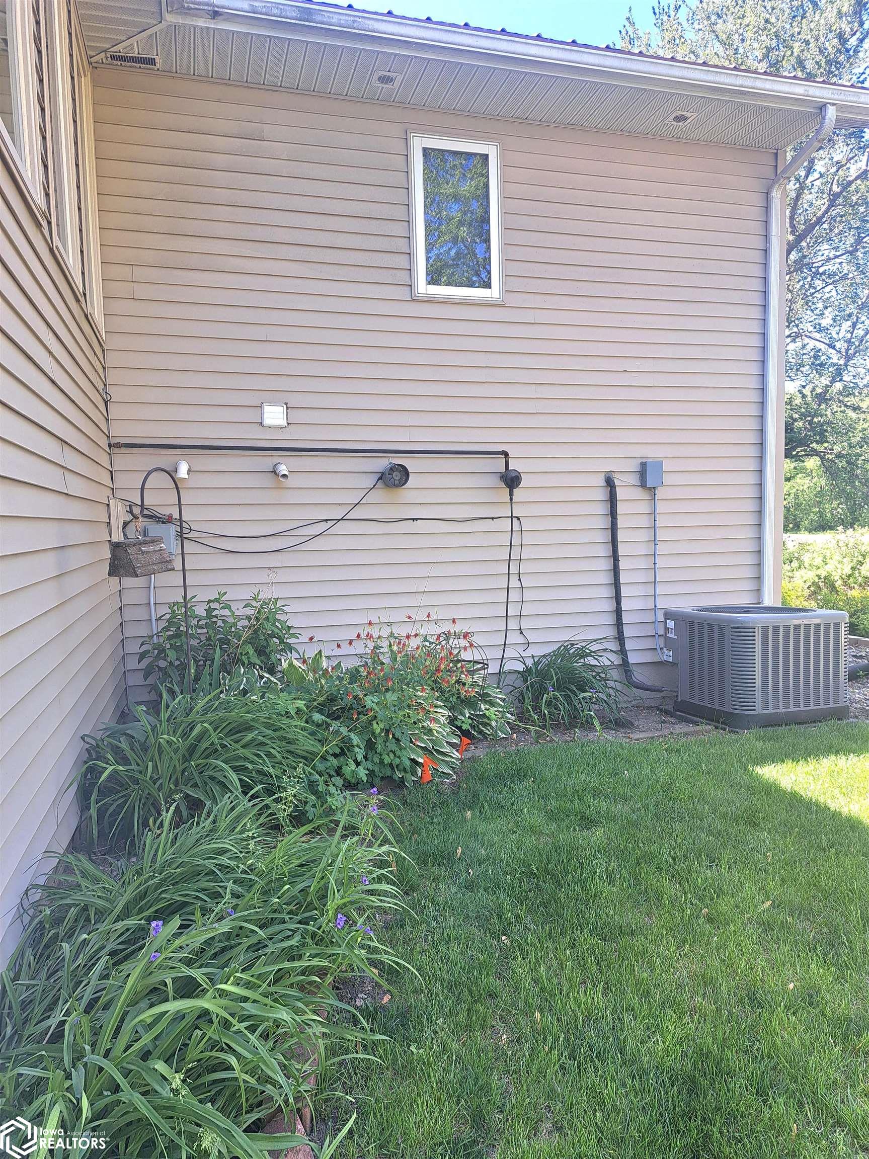 18028 Hwy. J5t, Mystic, Iowa image 46