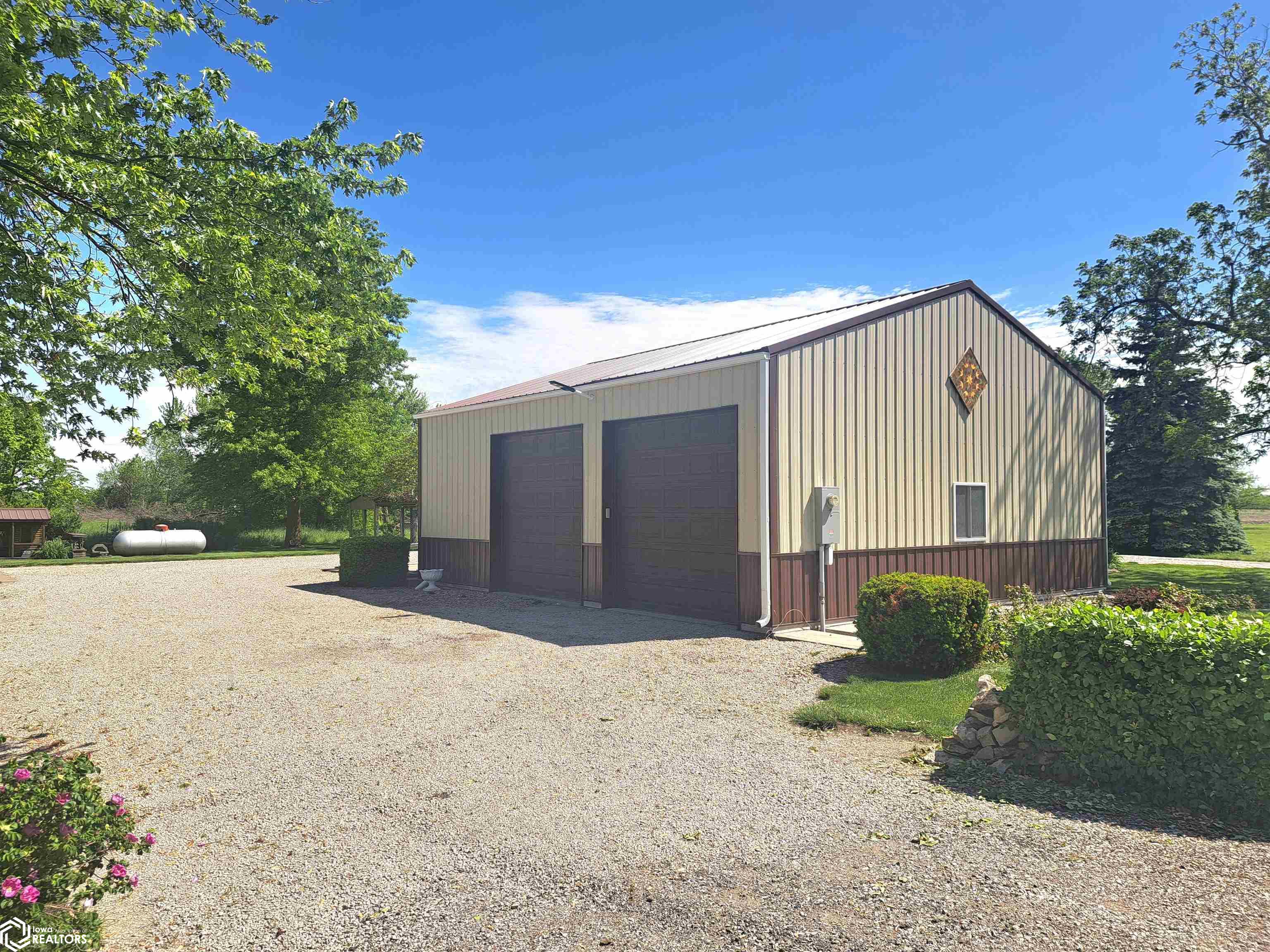 18028 Hwy. J5t, Mystic, Iowa image 9
