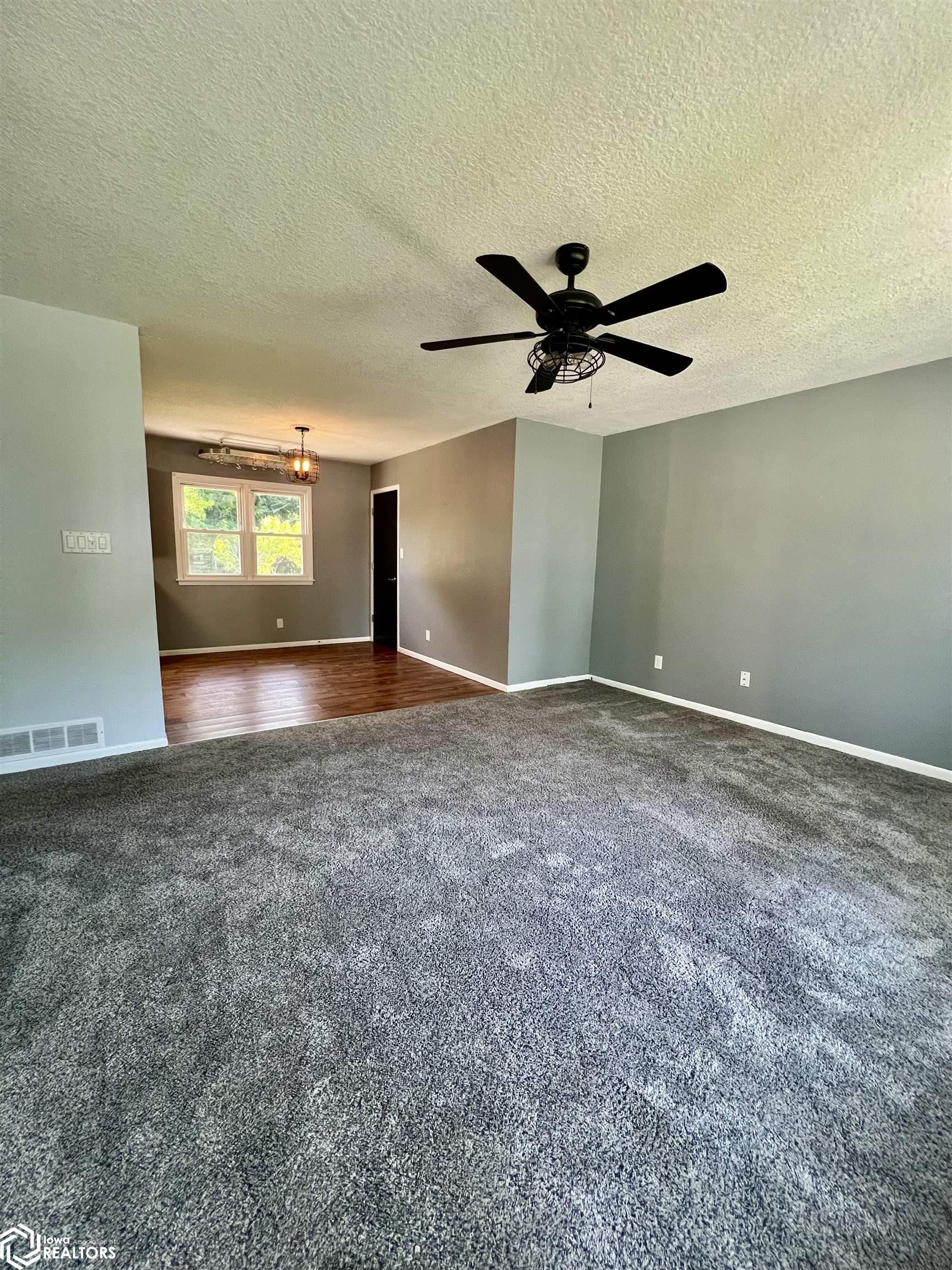 121 H Ave W, Albia, Iowa image 24