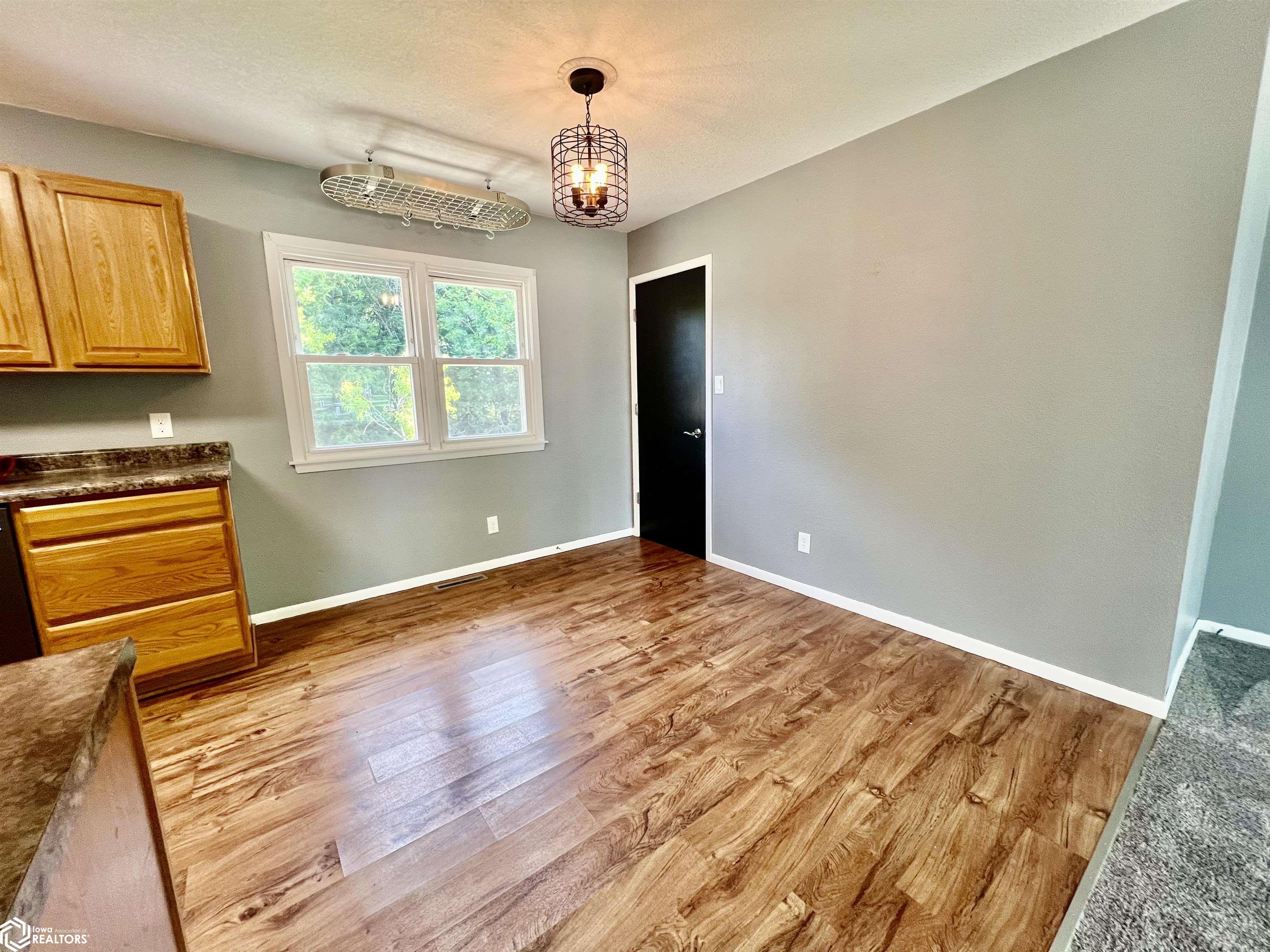 121 H Ave W, Albia, Iowa image 10