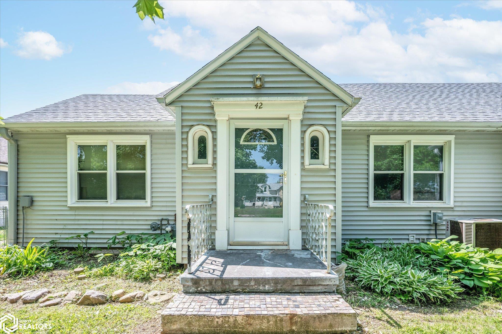 42 6th Street, Woodbine, Iowa image 4