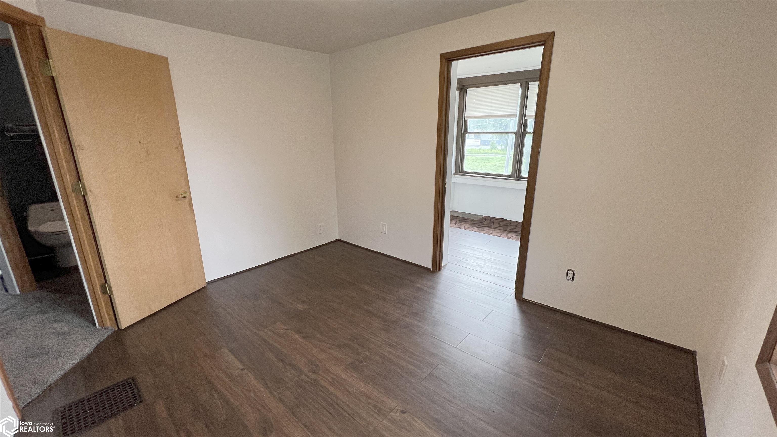 415 N N Massachusetts Avenue, Mason City, Iowa image 16