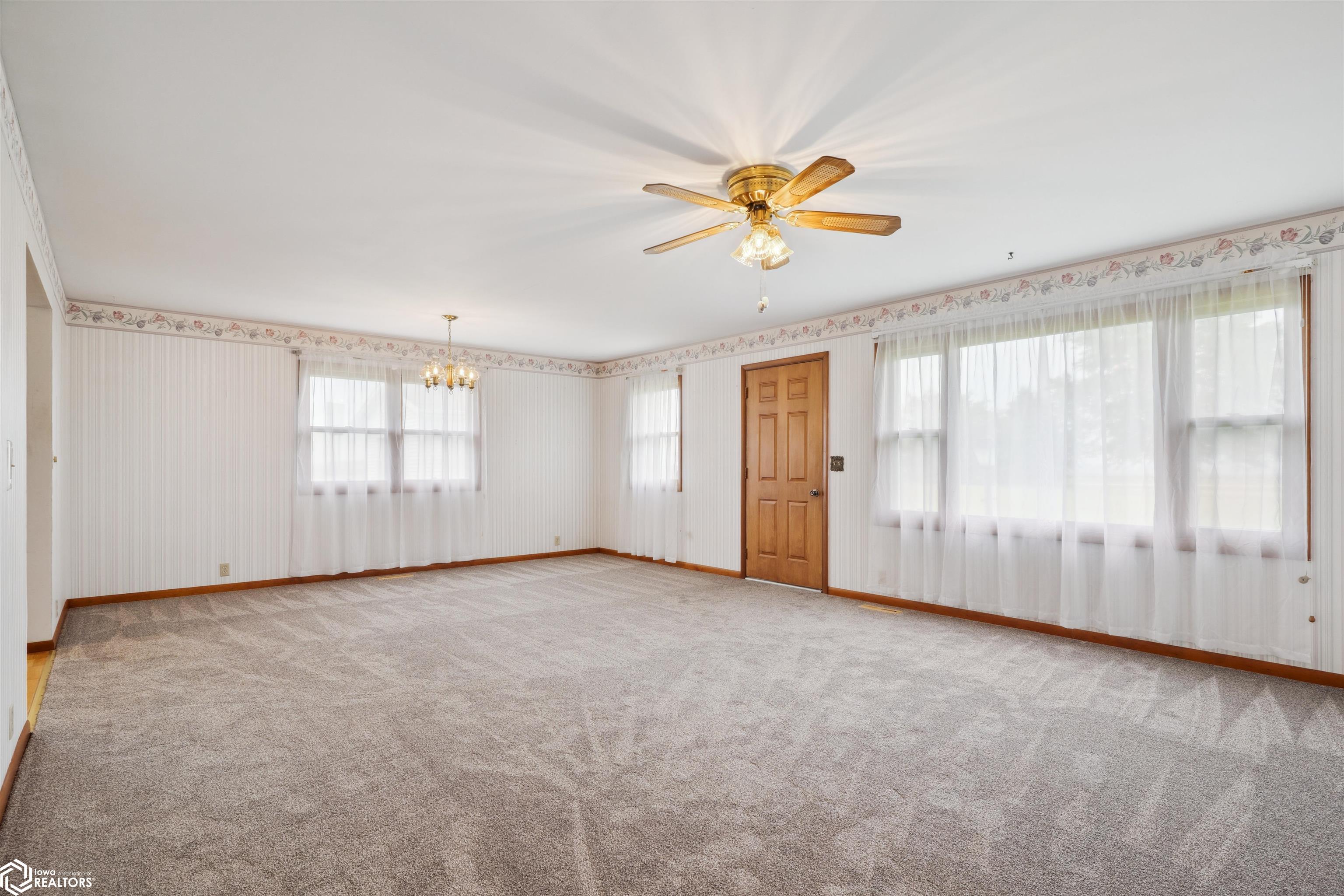 110 Kennedy St., New London, Iowa image 5