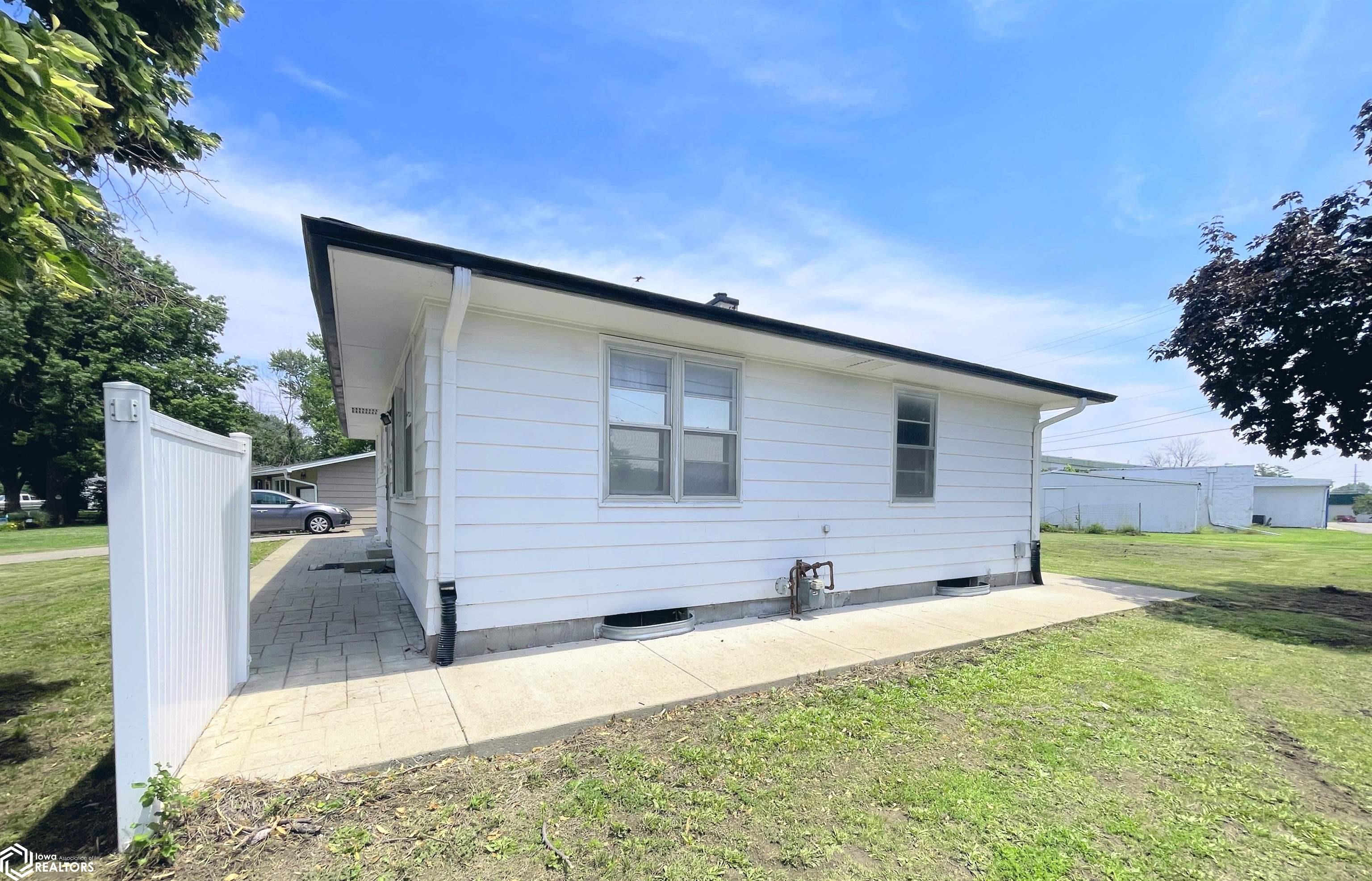 1 Navaho Drive, Keokuk, Iowa image 3