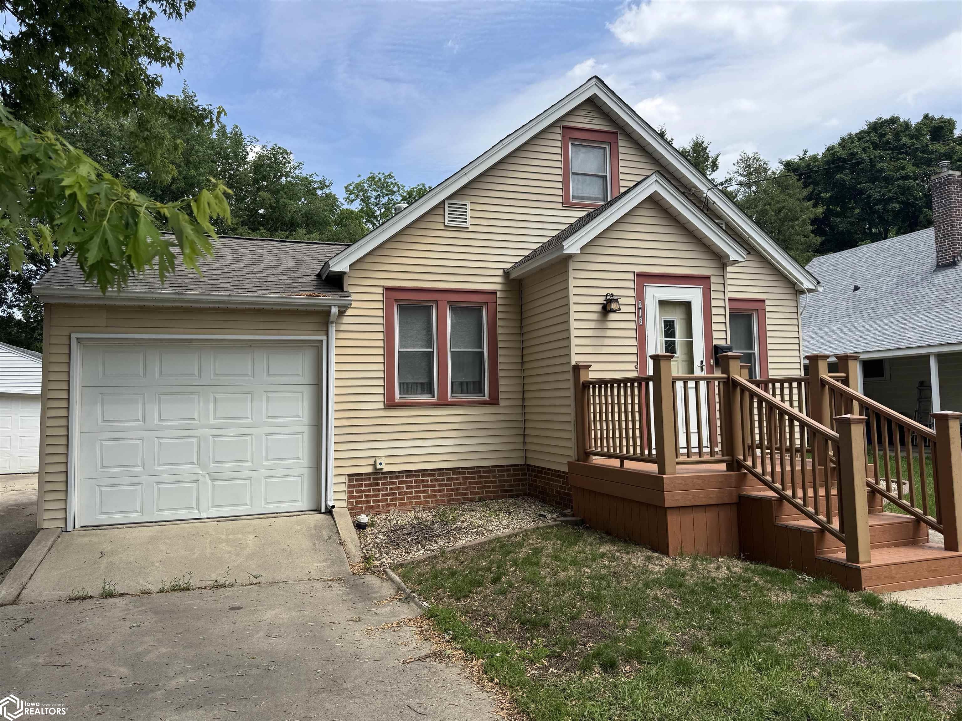 216 N 12th Street, Clear Lake, Iowa image 1
