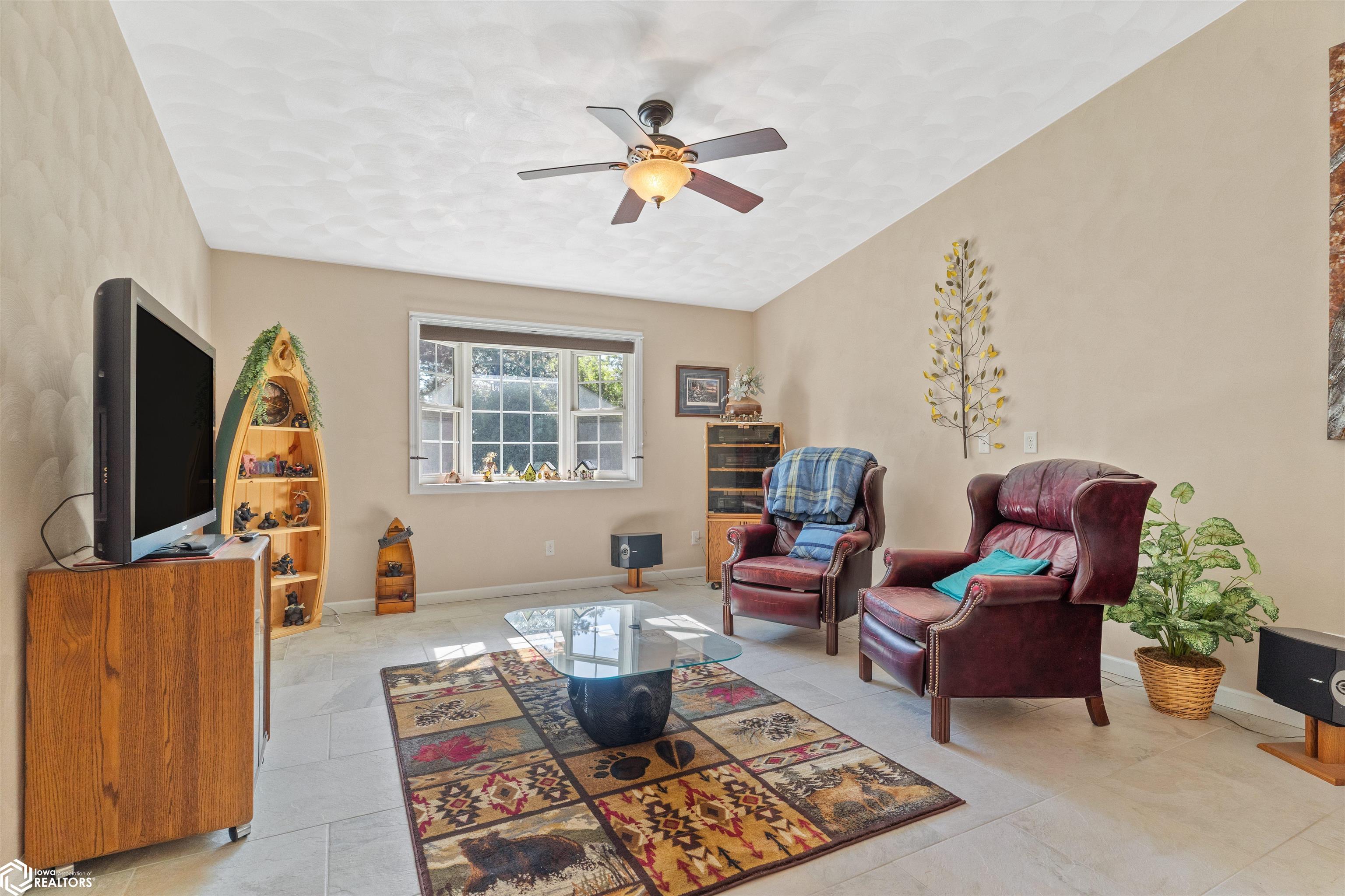 12134 Sylvan Heights Road, Burlington, Iowa image 15