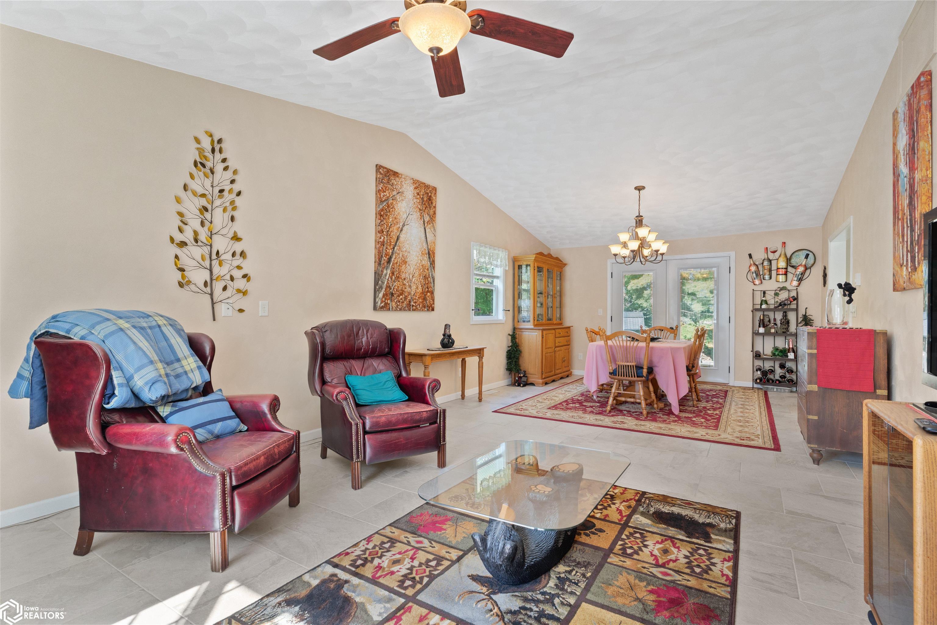 12134 Sylvan Heights Road, Burlington, Iowa image 16