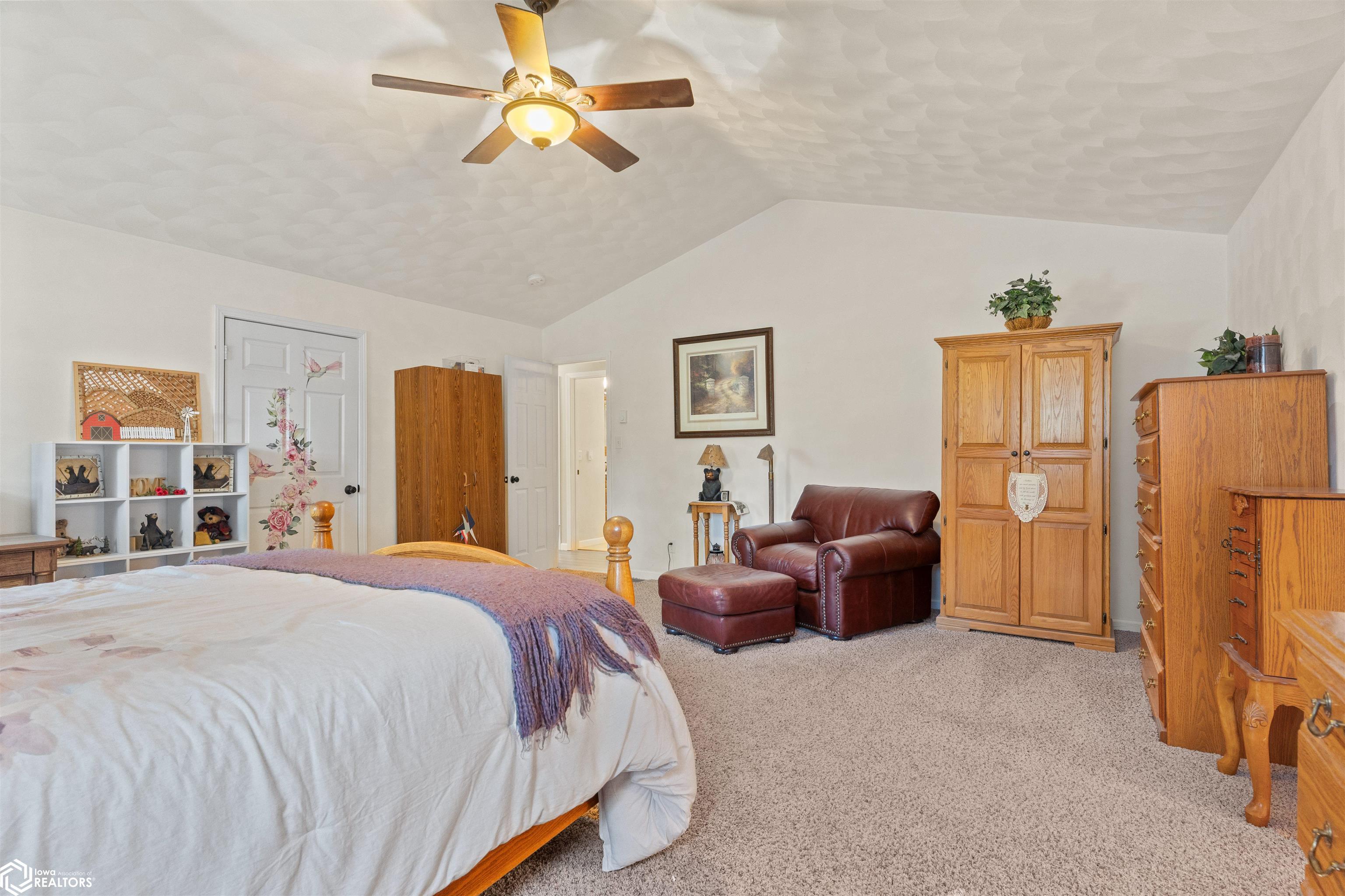12134 Sylvan Heights Road, Burlington, Iowa image 22