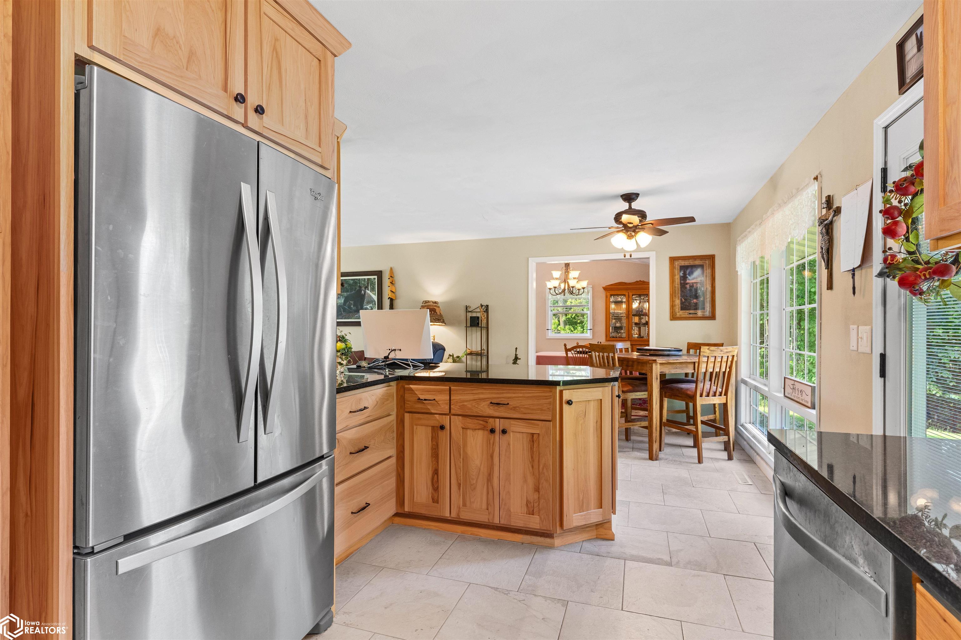 12134 Sylvan Heights Road, Burlington, Iowa image 10