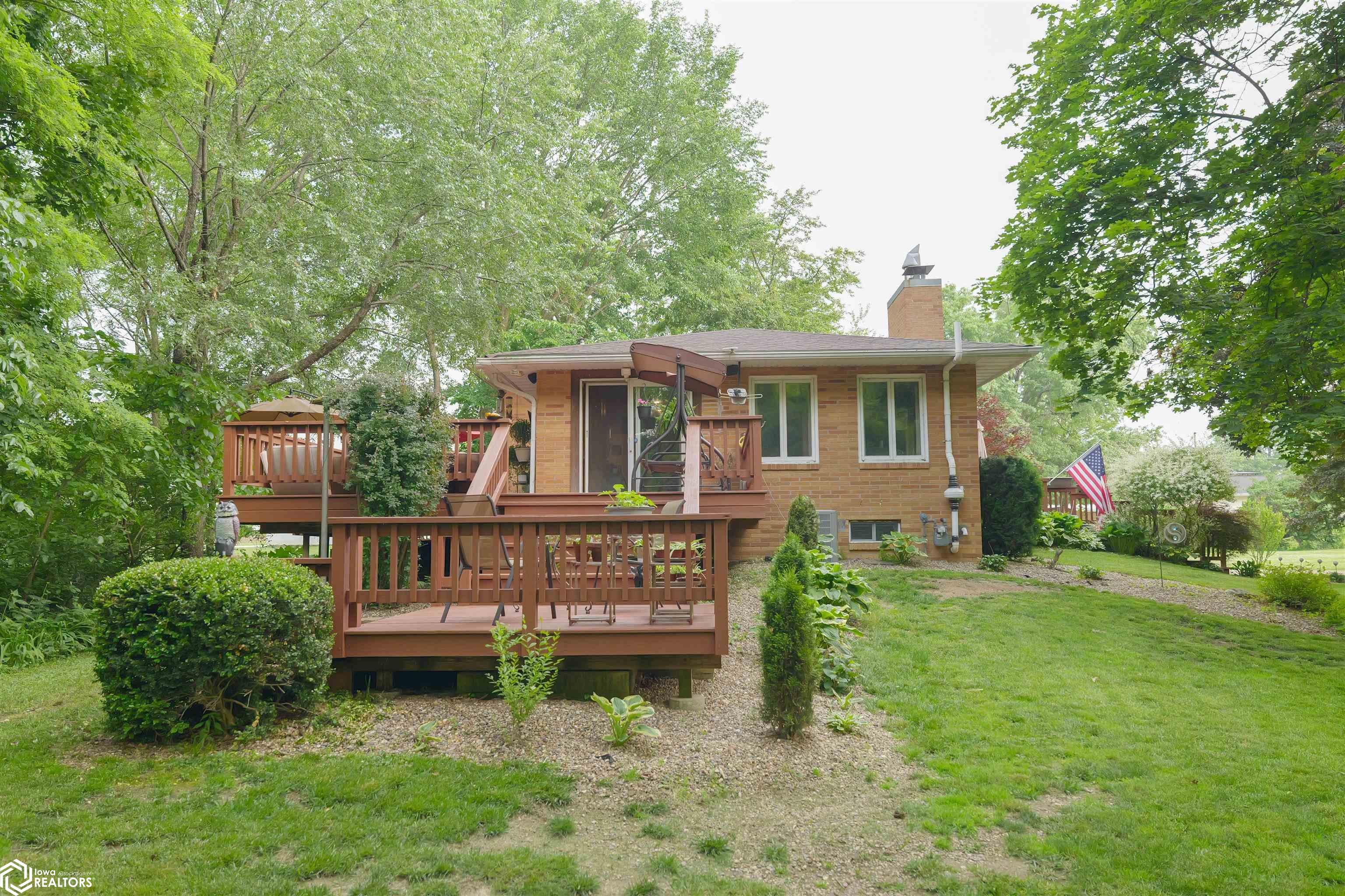 6 Edgewood Place, Burlington, Iowa image 6