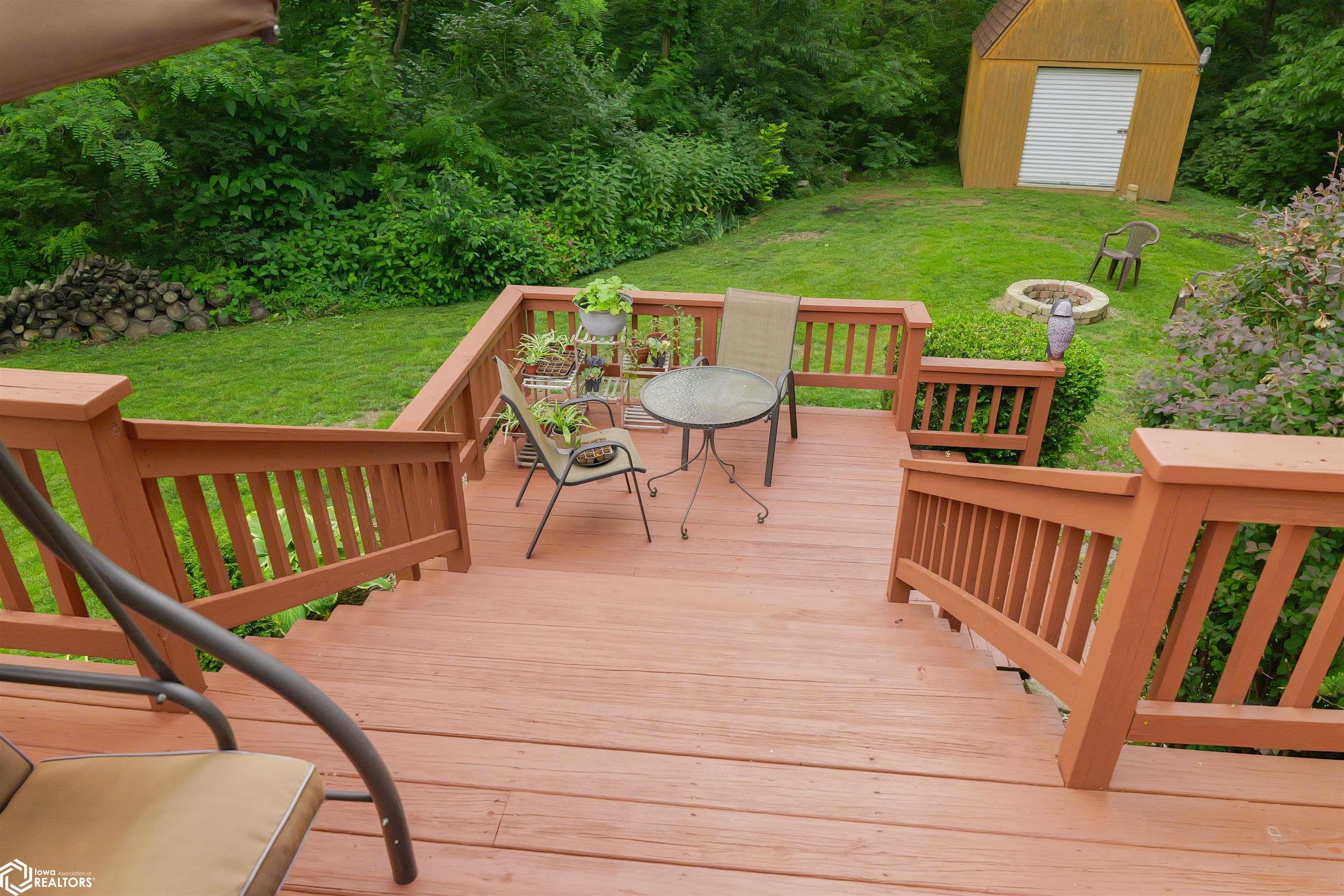 6 Edgewood Place, Burlington, Iowa image 7