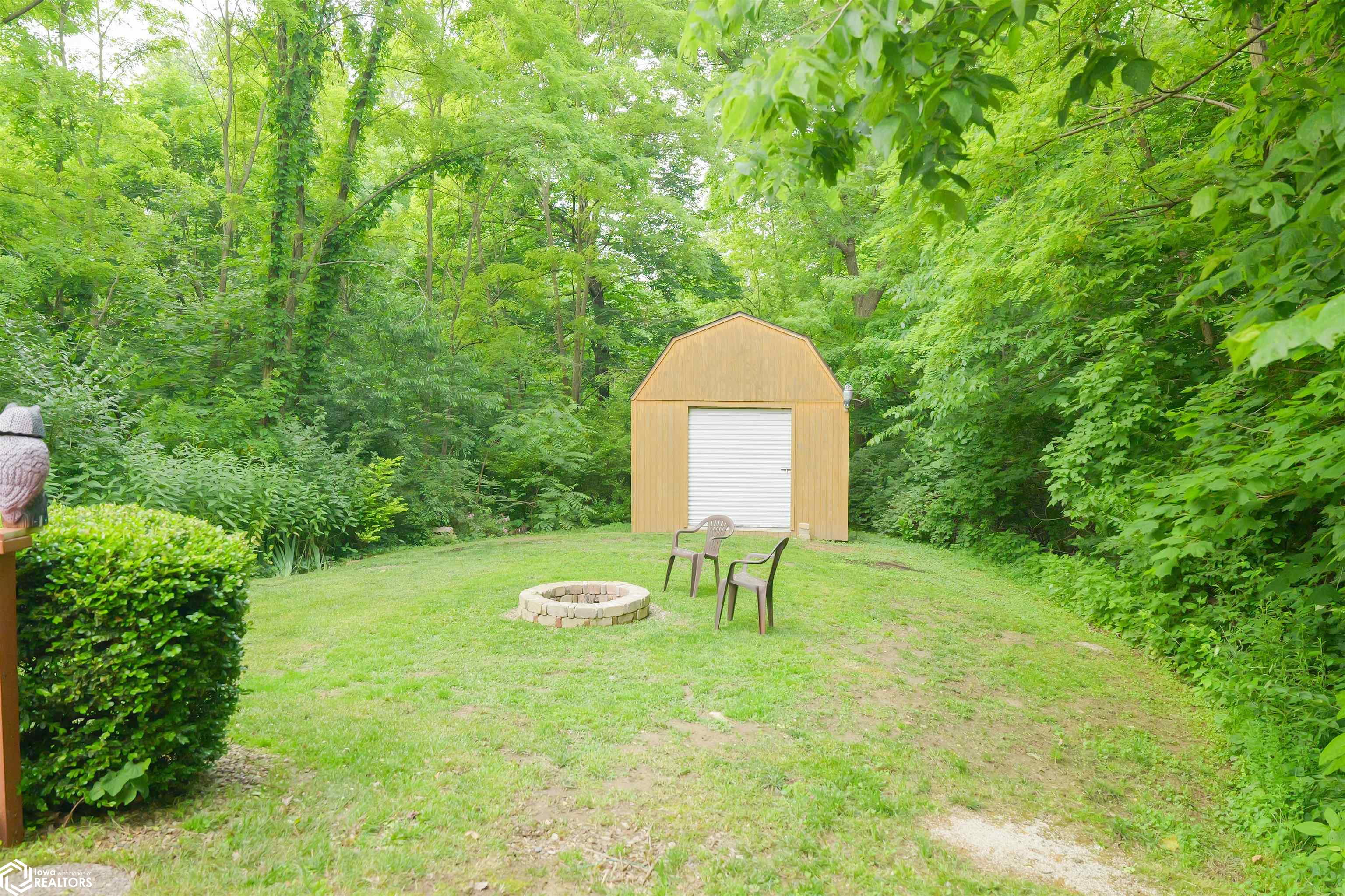 6 Edgewood Place, Burlington, Iowa image 10