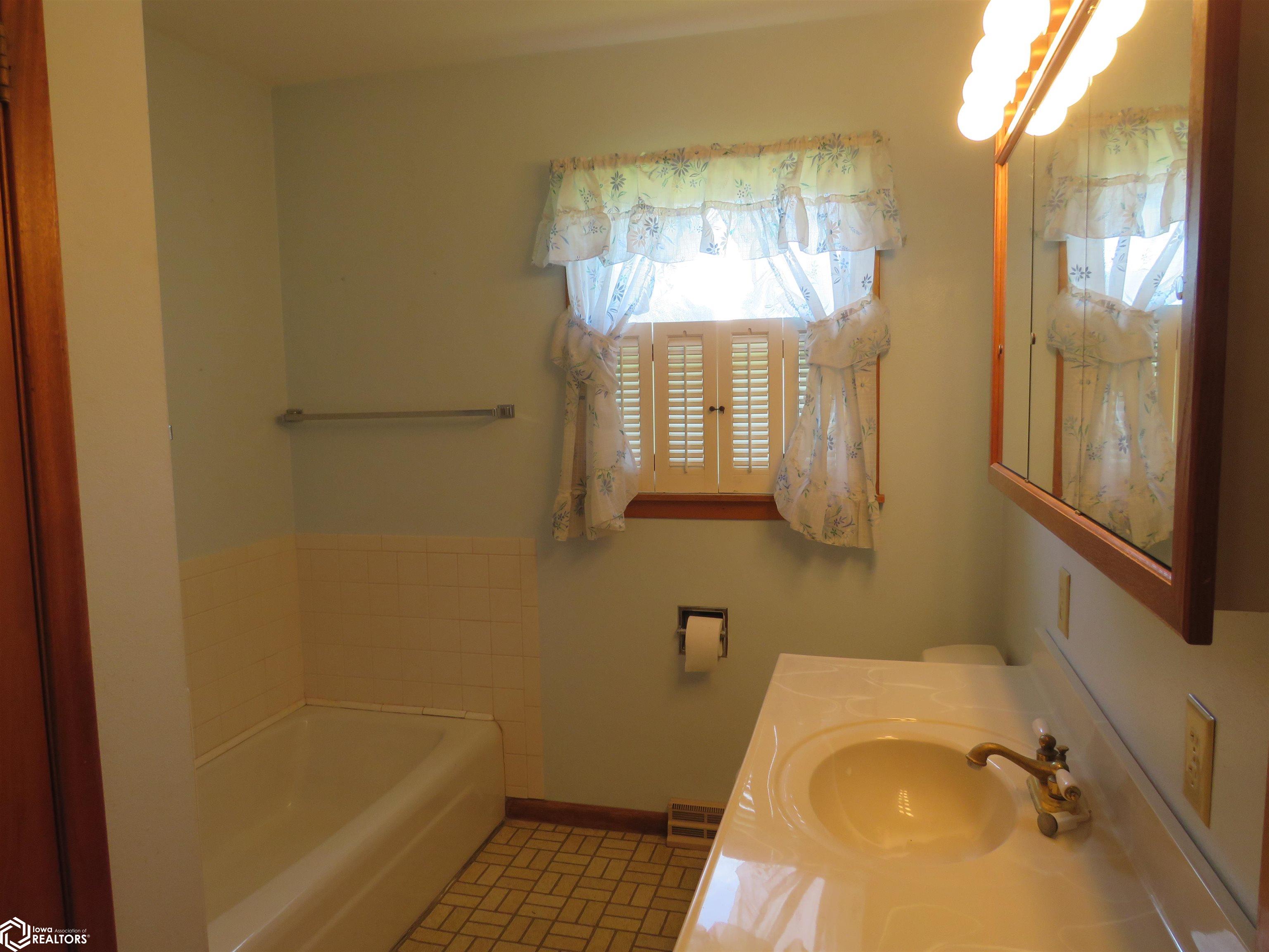 206 Beneke Street, Pocahontas, Iowa image 12