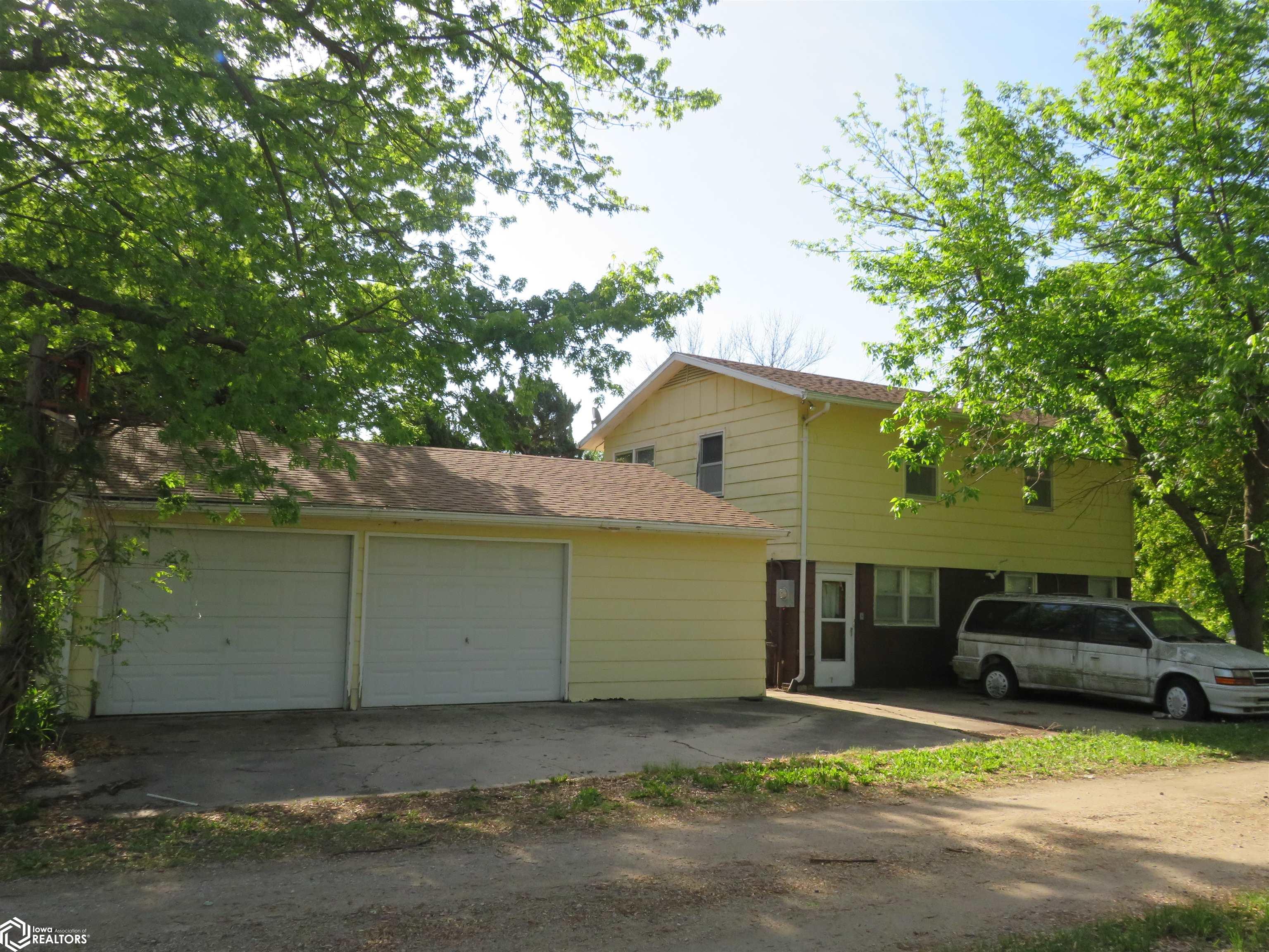 206 Beneke Street, Pocahontas, Iowa image 3