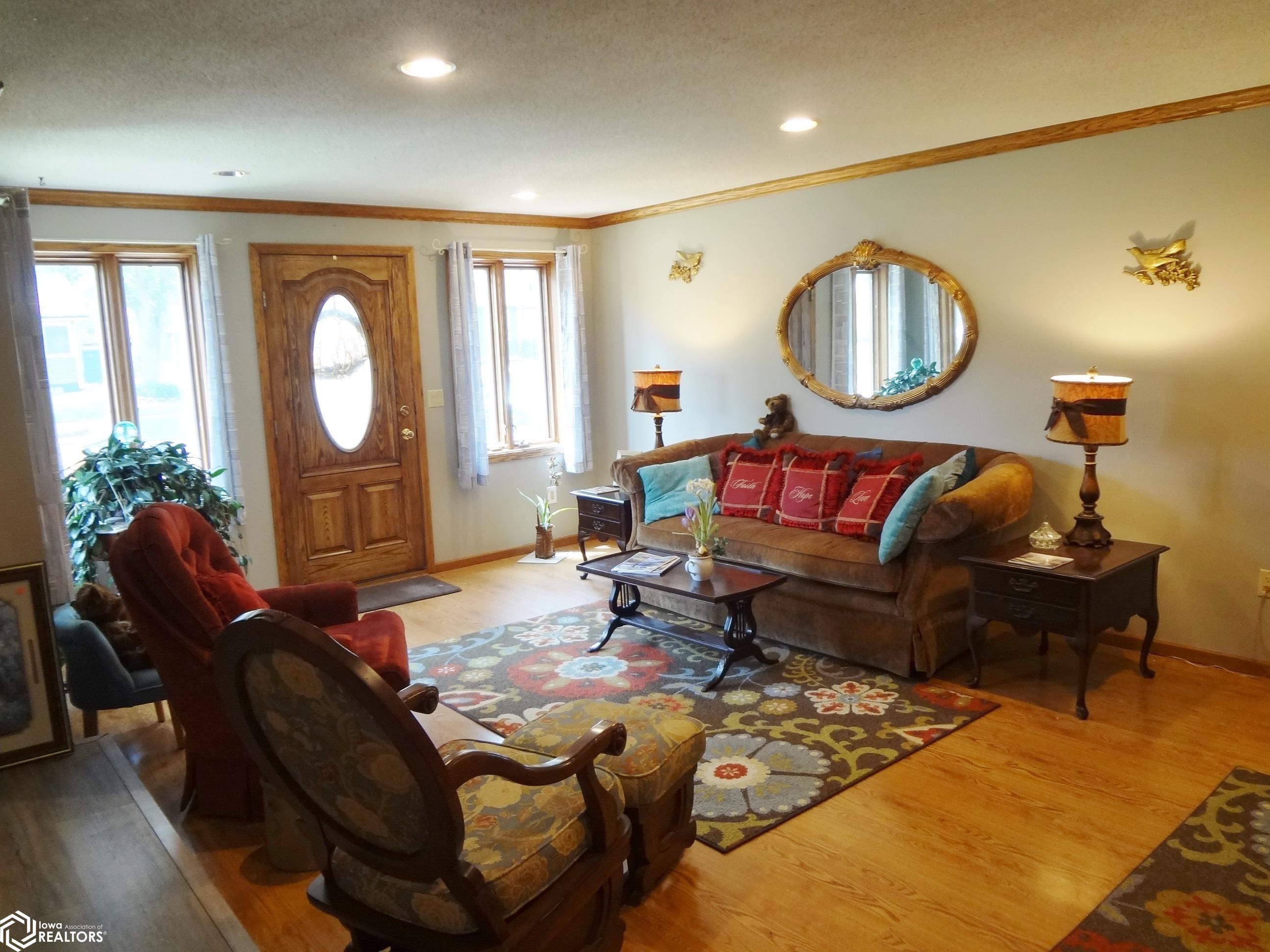 301 Park Avenue, Shenandoah, Iowa image 3