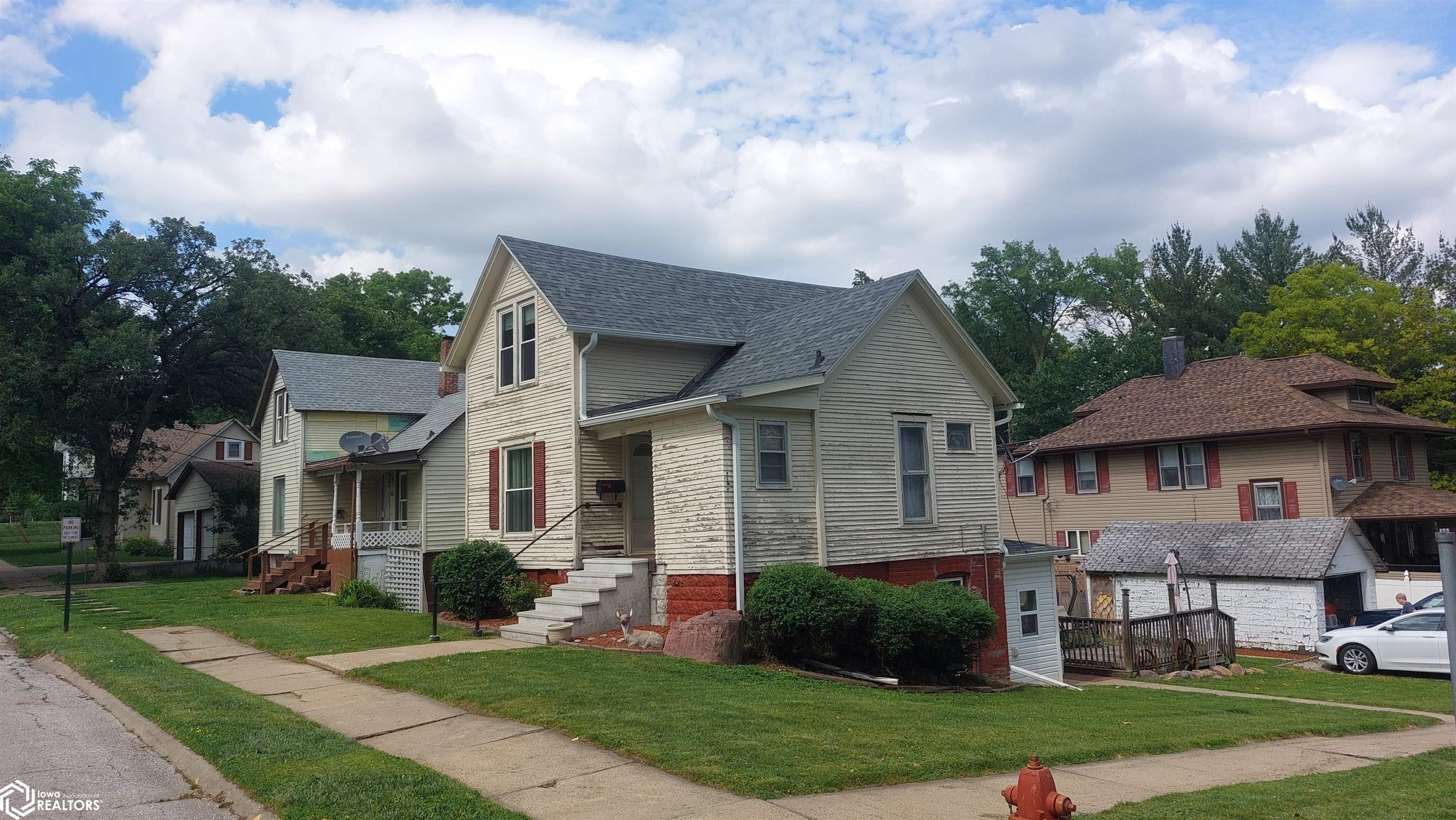 900 Boundary Street, Red Oak, Iowa image 1