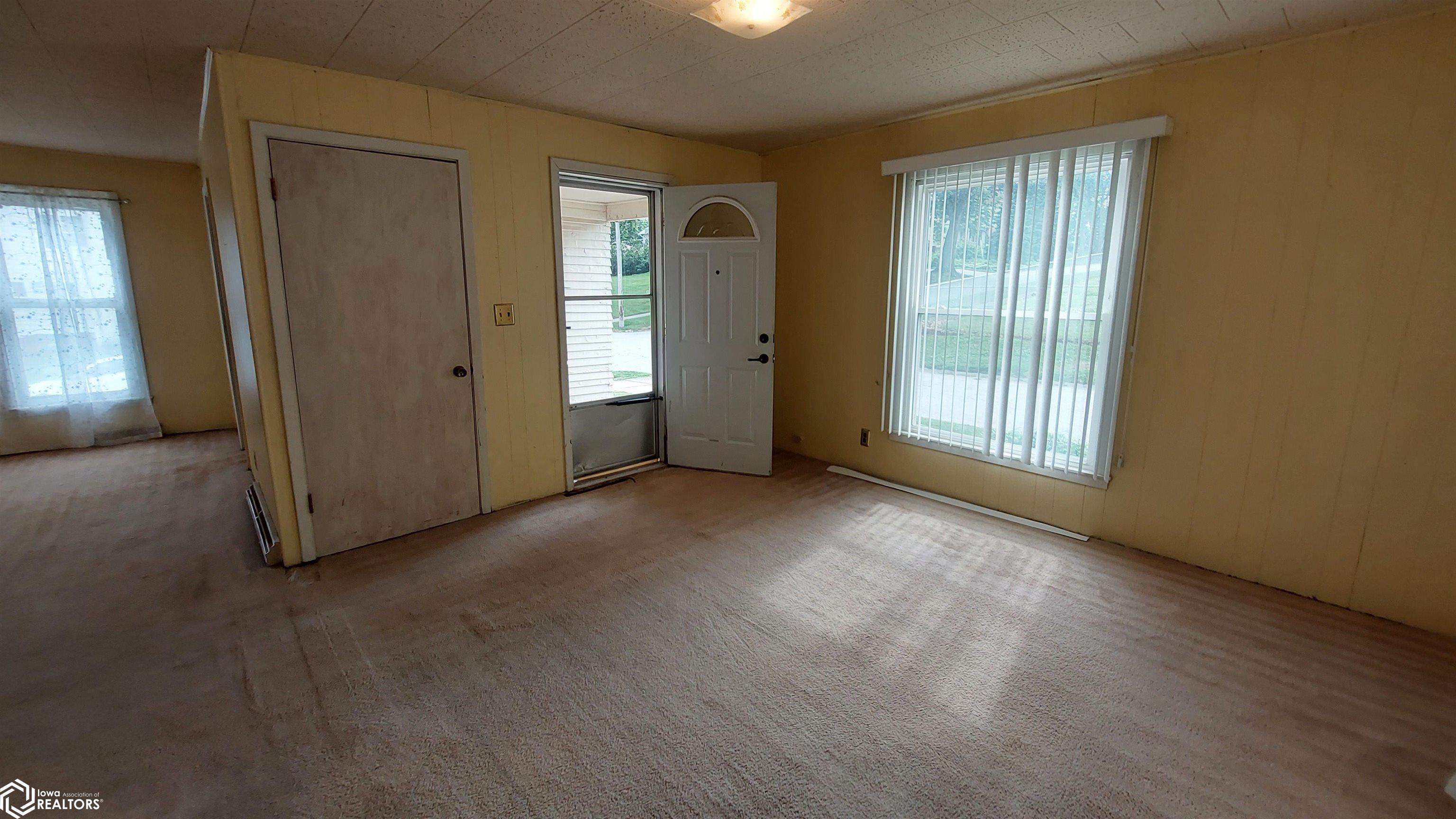 900 Boundary Street, Red Oak, Iowa image 3