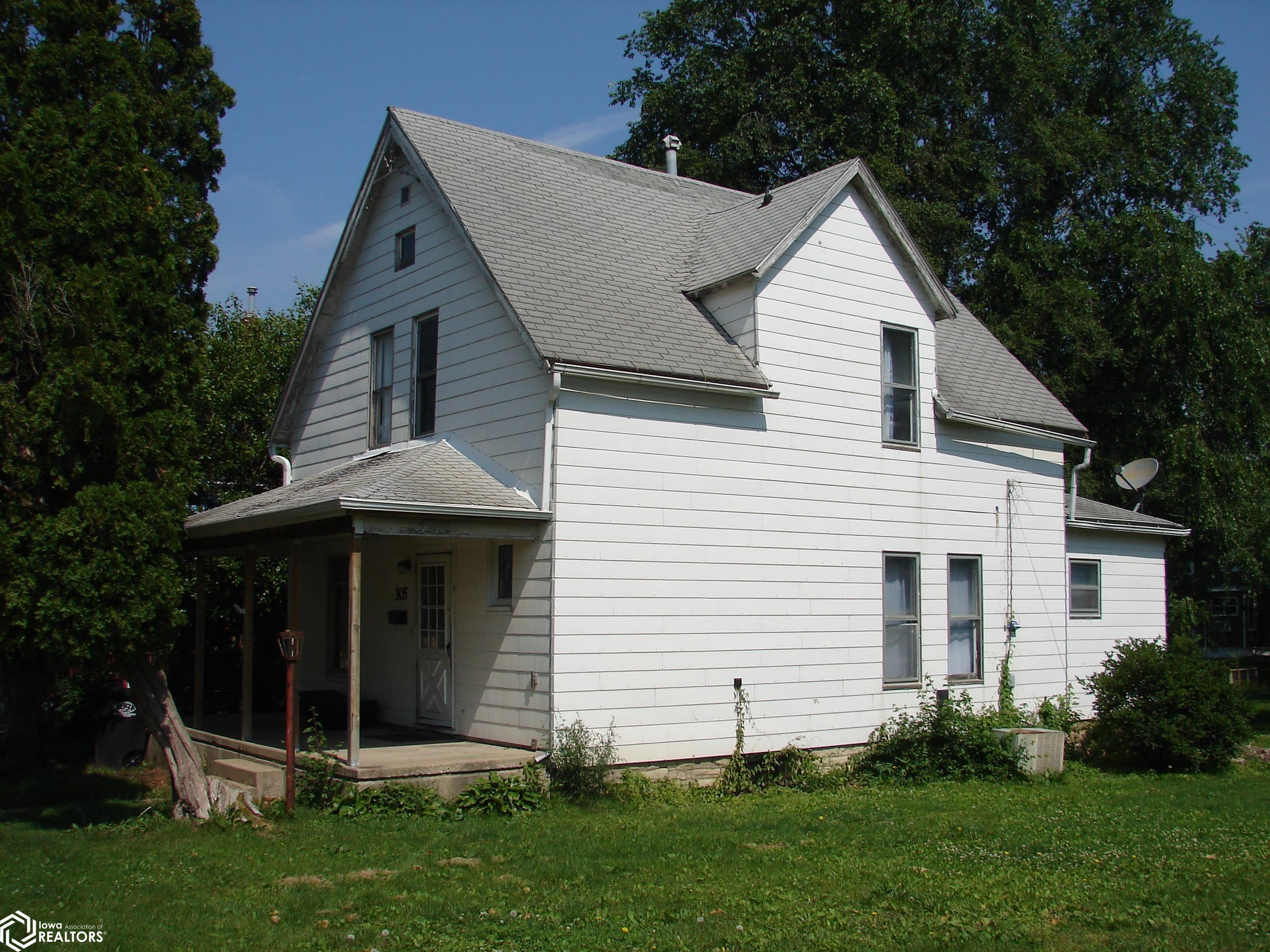 305 W Warren St., Mount Pleasant, Iowa image 1