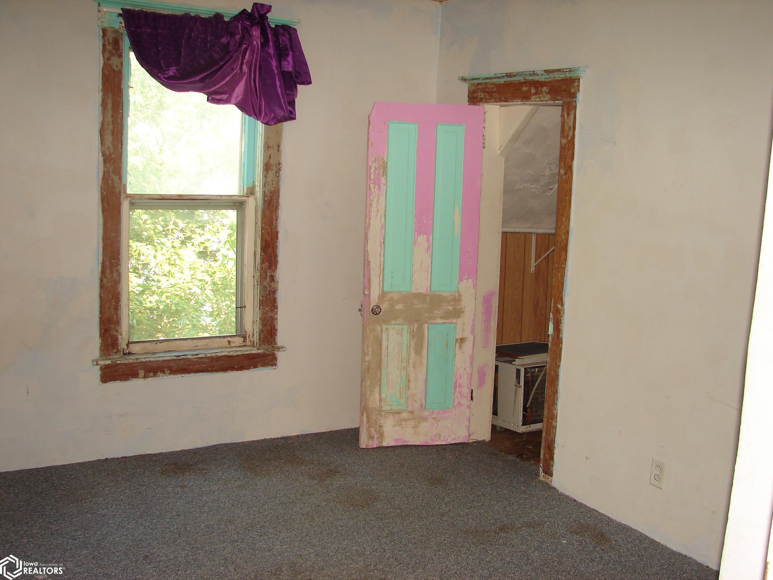 305 W Warren St., Mount Pleasant, Iowa image 16