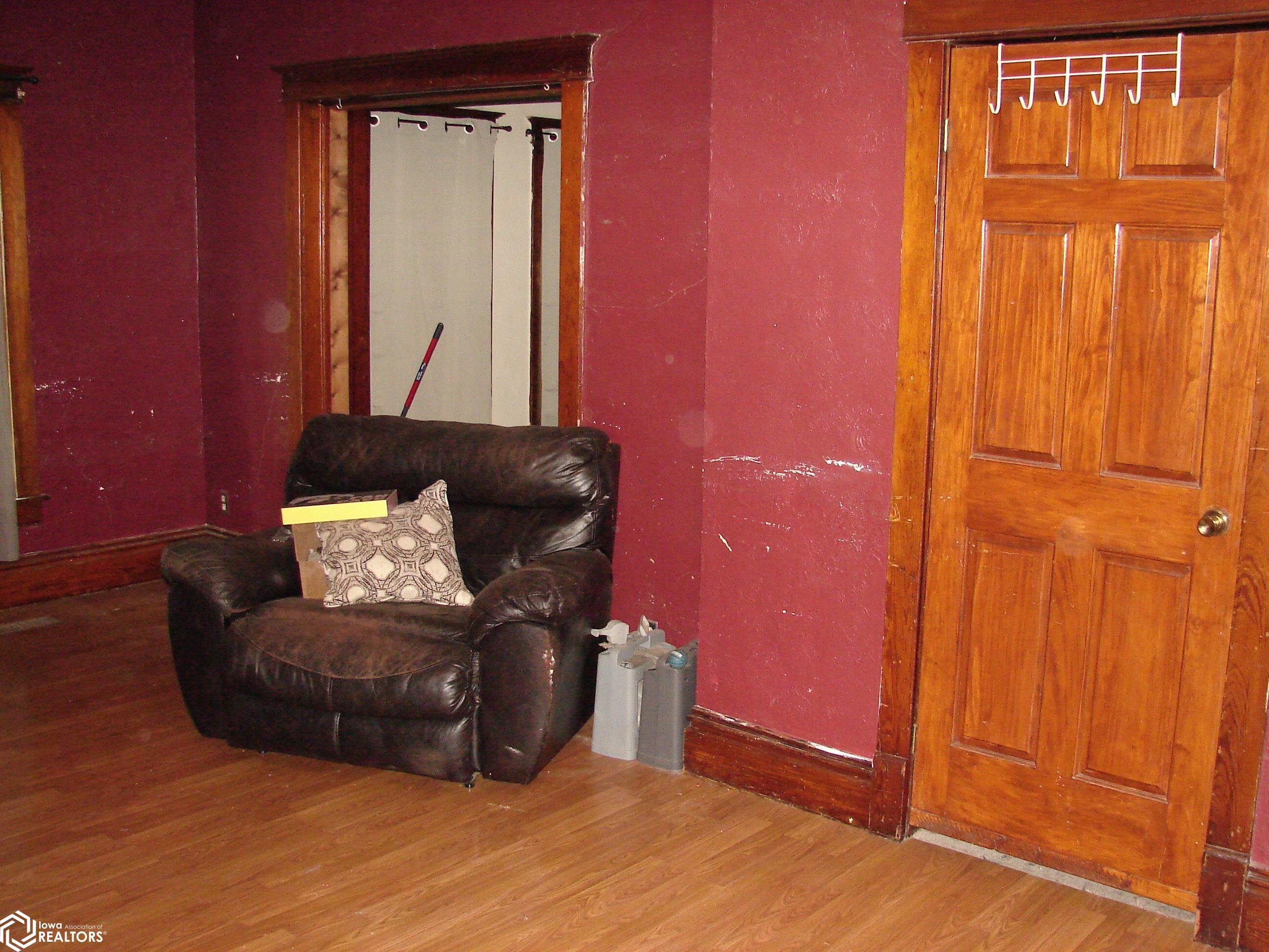 305 W Warren St., Mount Pleasant, Iowa image 5
