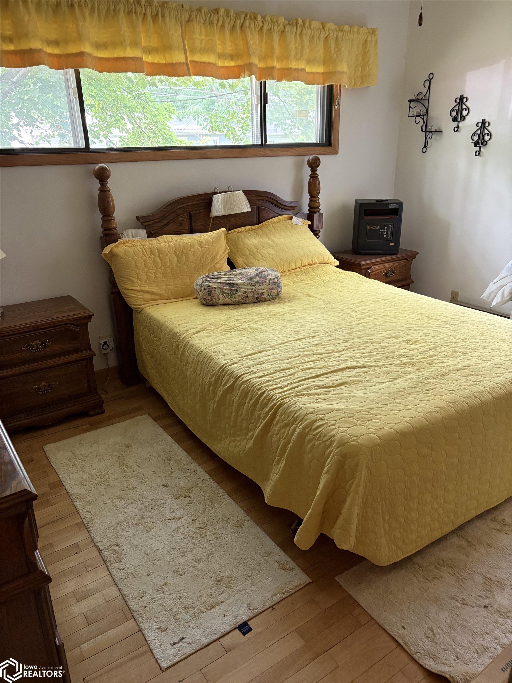 709 W Harrison, Fairfield, Iowa image 3