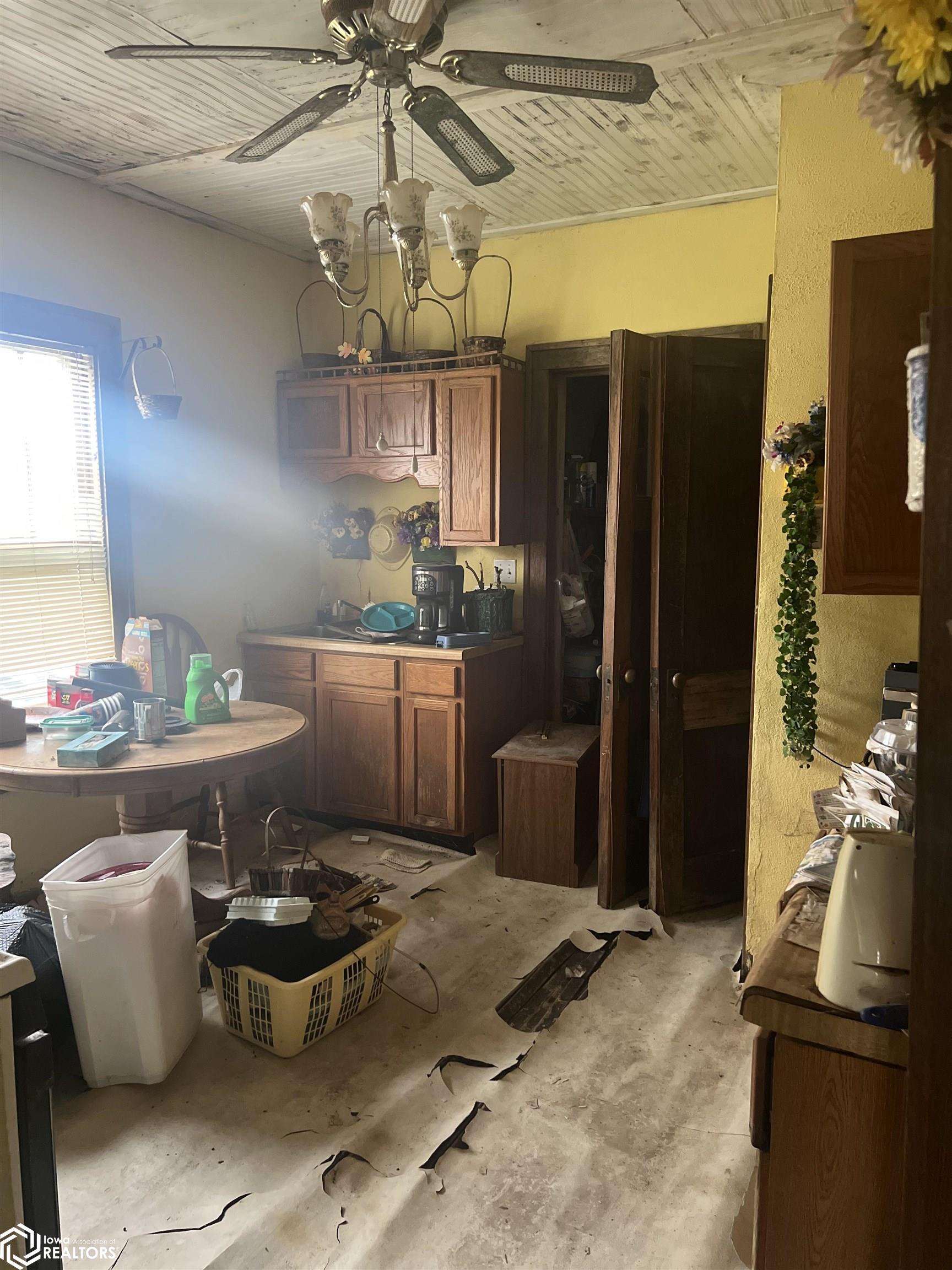 122 W 4th Street, Wellsburg, Iowa image 7