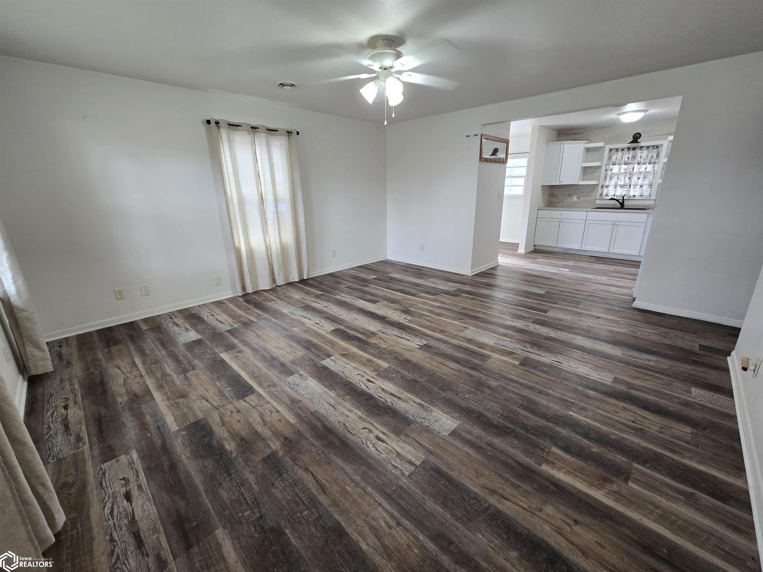 1213 Hamilton Road, Webster City, Iowa image 3