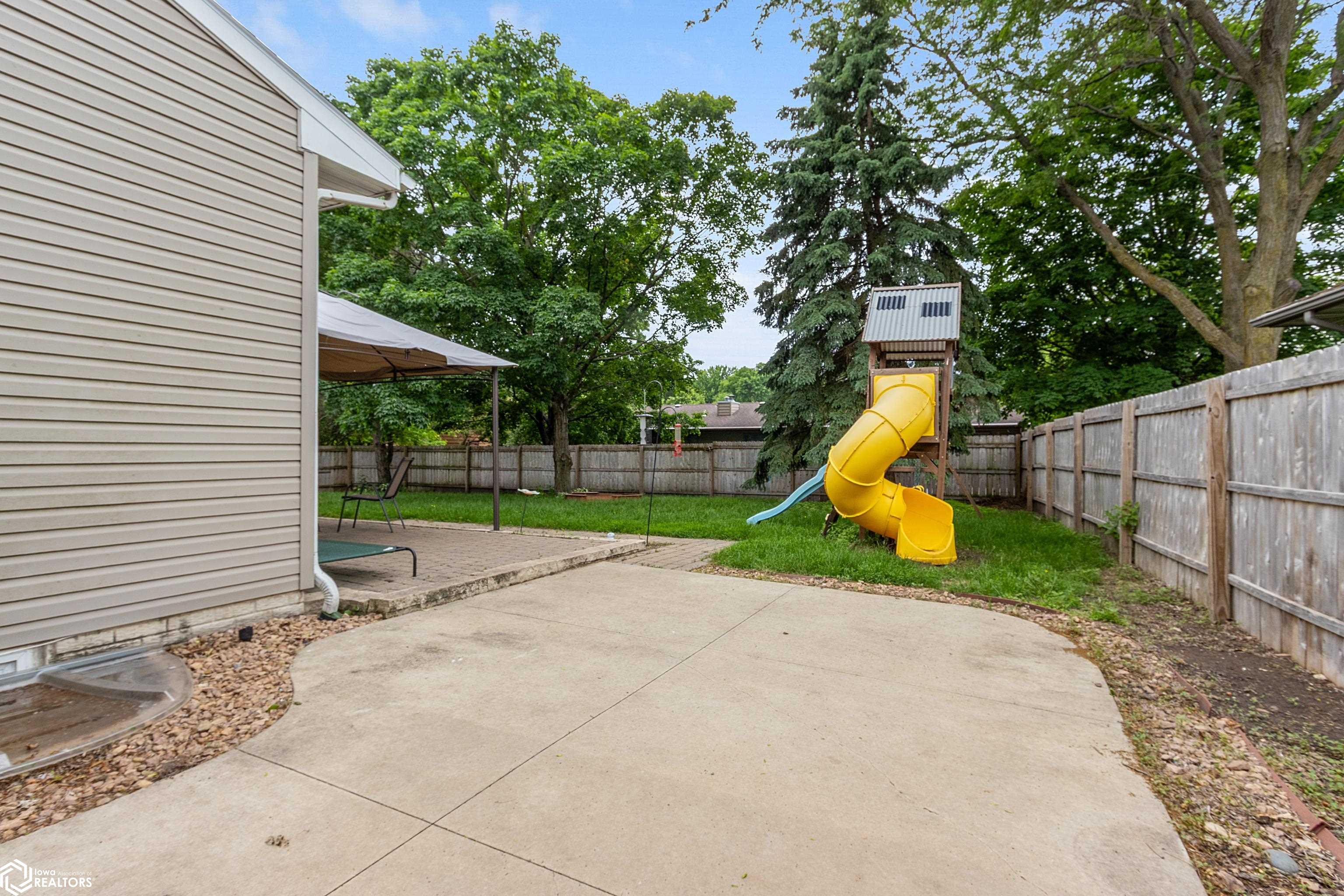 900 Knollwood Lane, Mason City, Iowa image 26