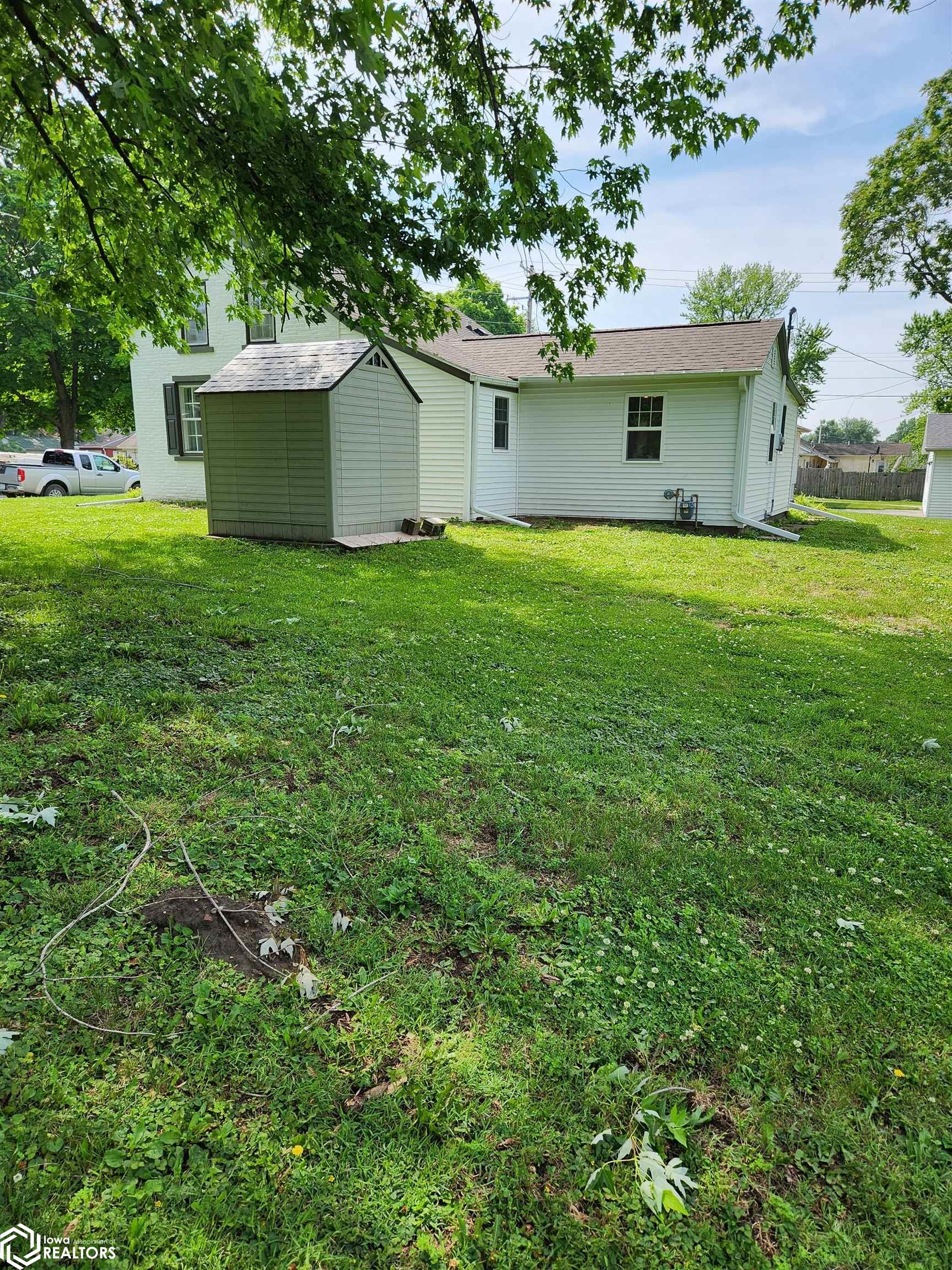 303 16th Street, Fort Madison, Iowa image 2