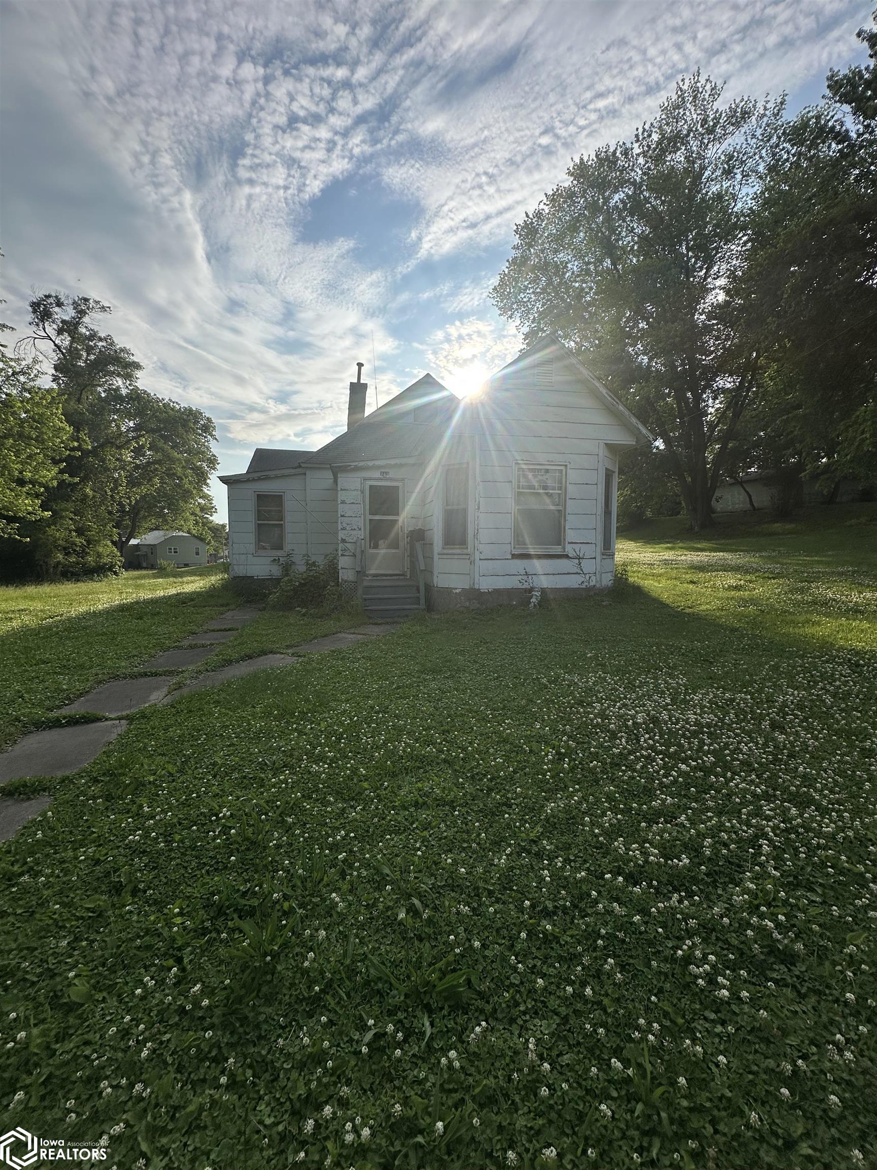 213 Grand Avenue, Ottumwa, Iowa image 1