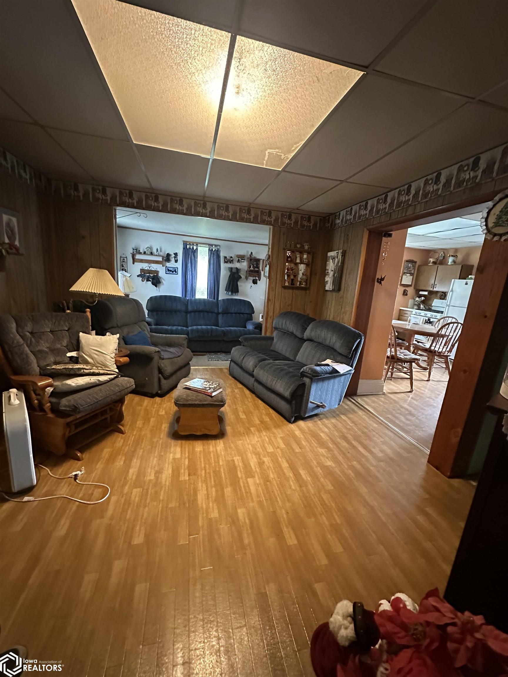 213 Grand Avenue, Ottumwa, Iowa image 10