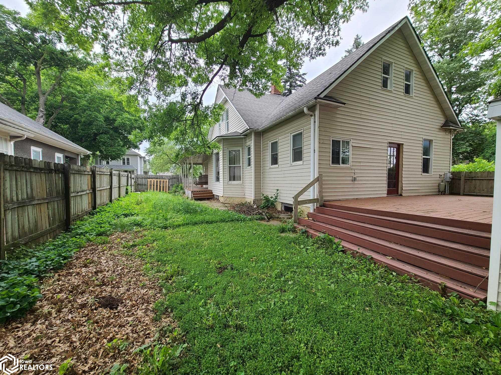 416 N B Street, Oskaloosa, Iowa image 3