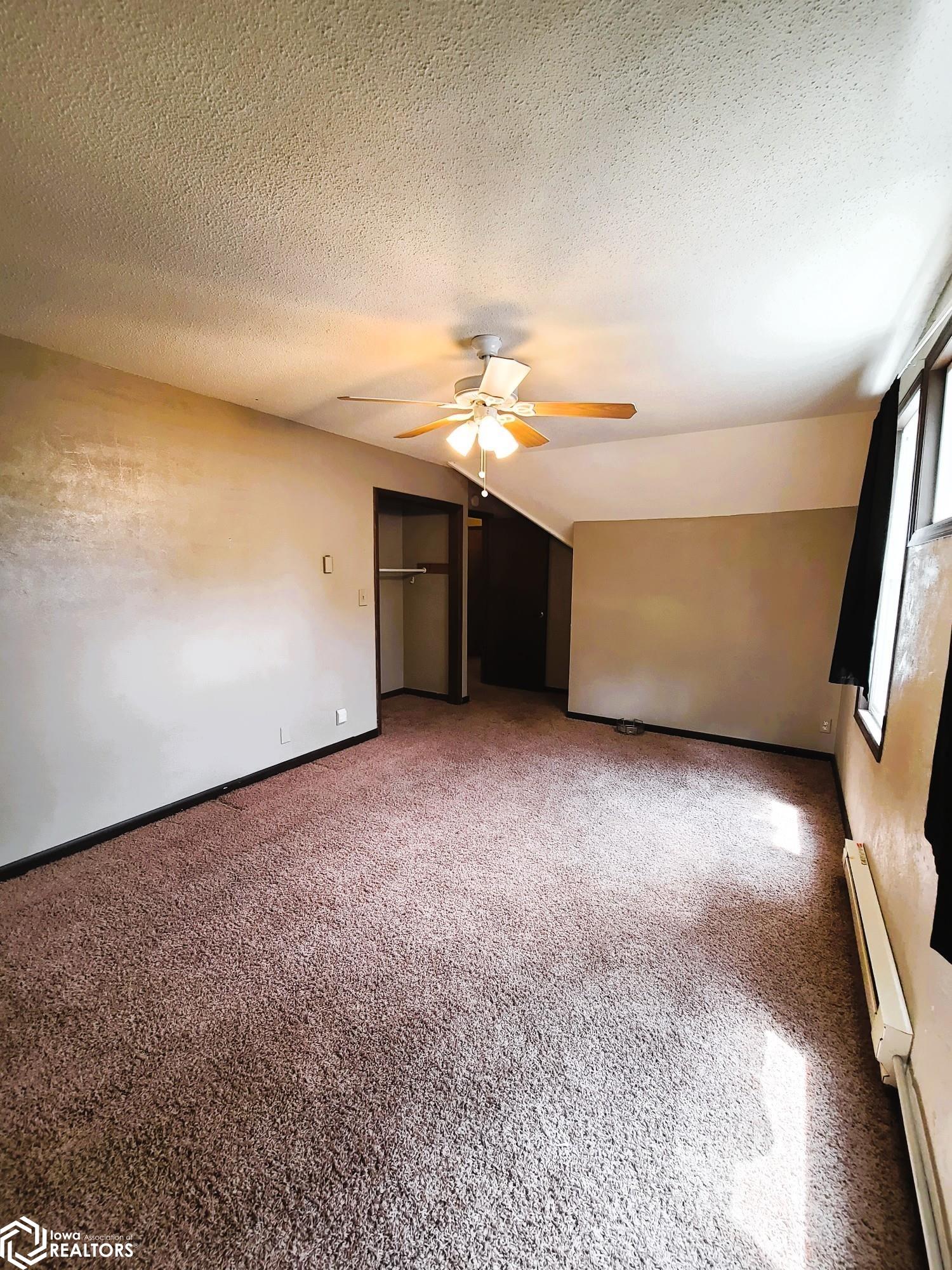 416 N B Street, Oskaloosa, Iowa image 25