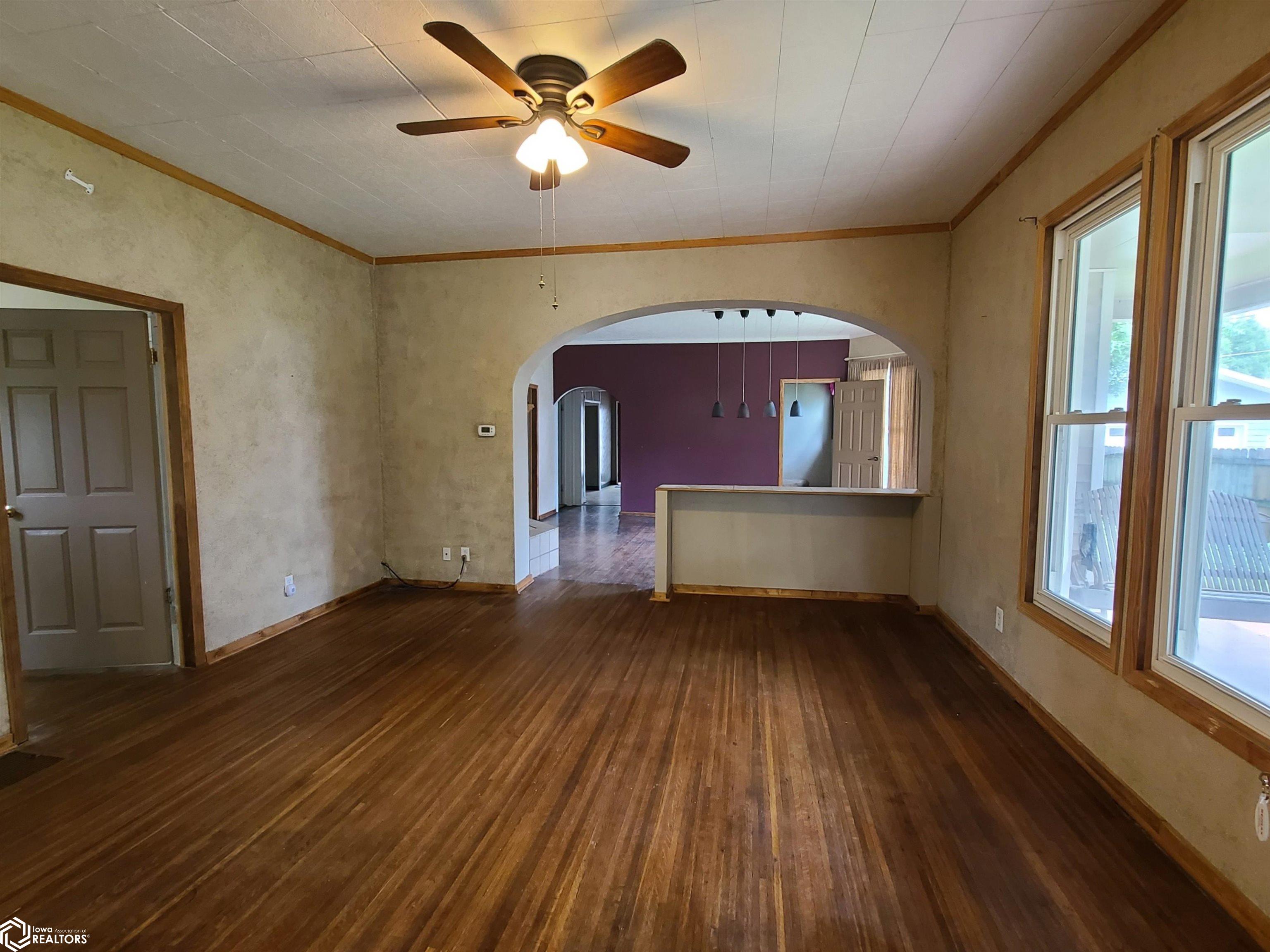 416 N B Street, Oskaloosa, Iowa image 6
