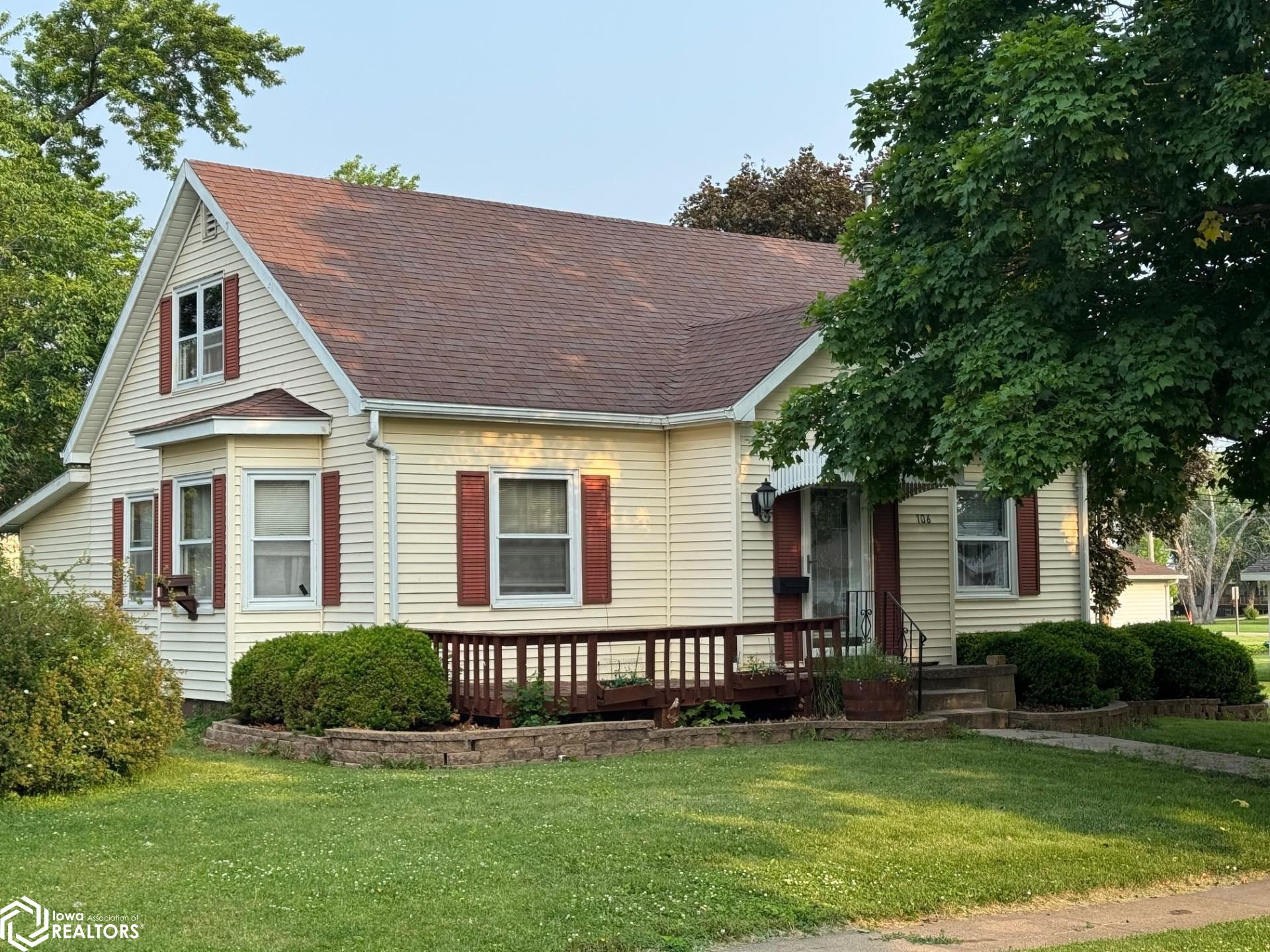 106 S Franklin Street, Le Grand, Iowa image 1