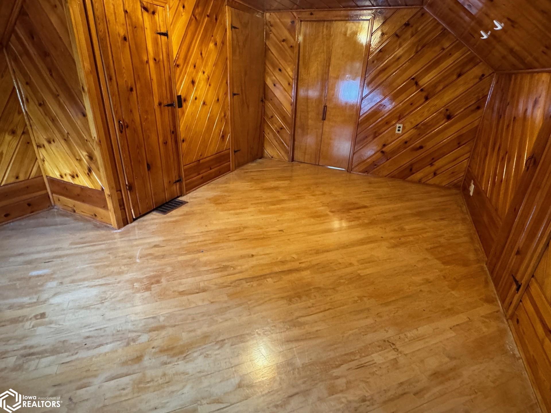 106 S Franklin Street, Le Grand, Iowa image 14