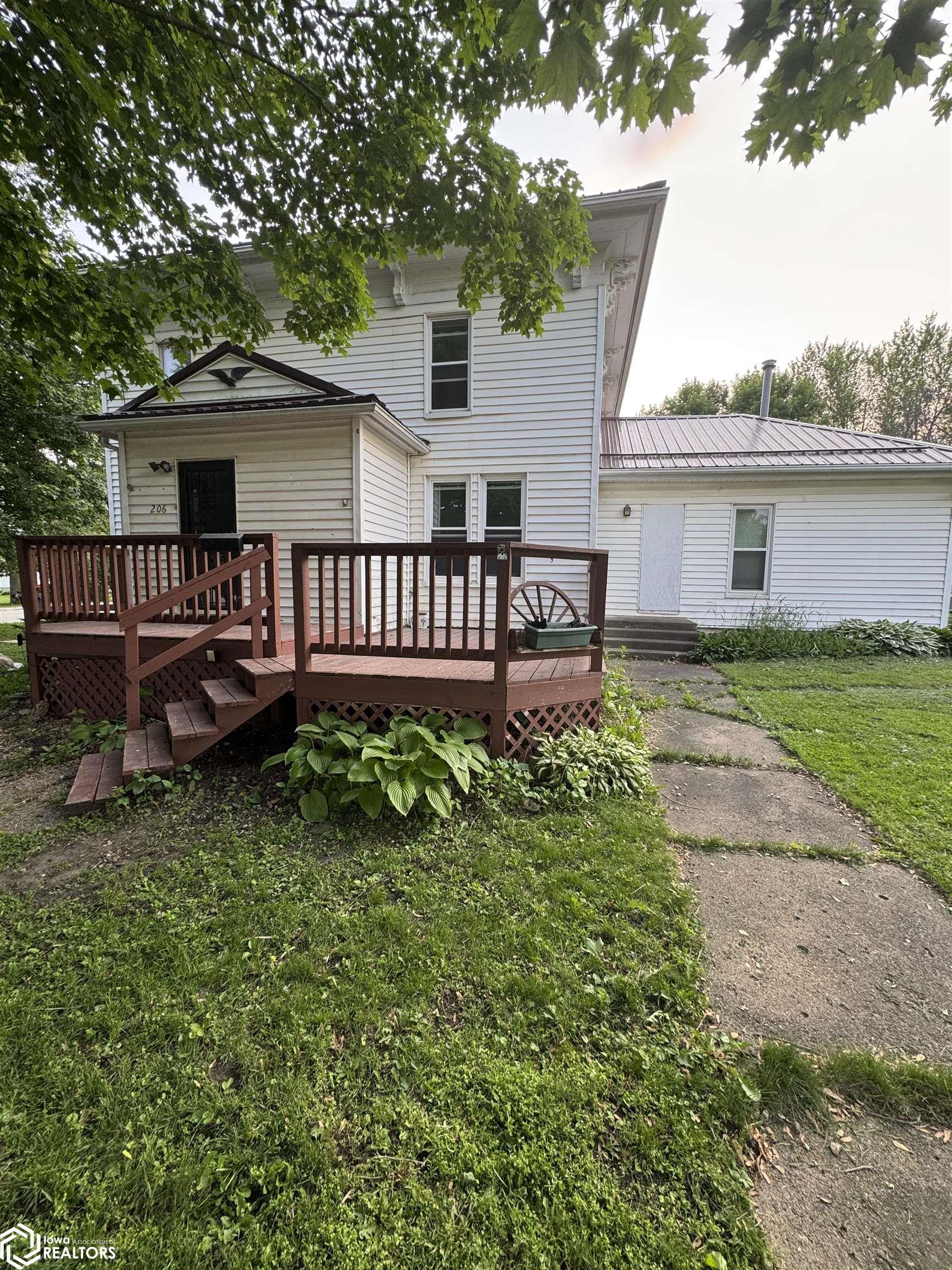 206 Clark Street, Lime Springs, Iowa image 2