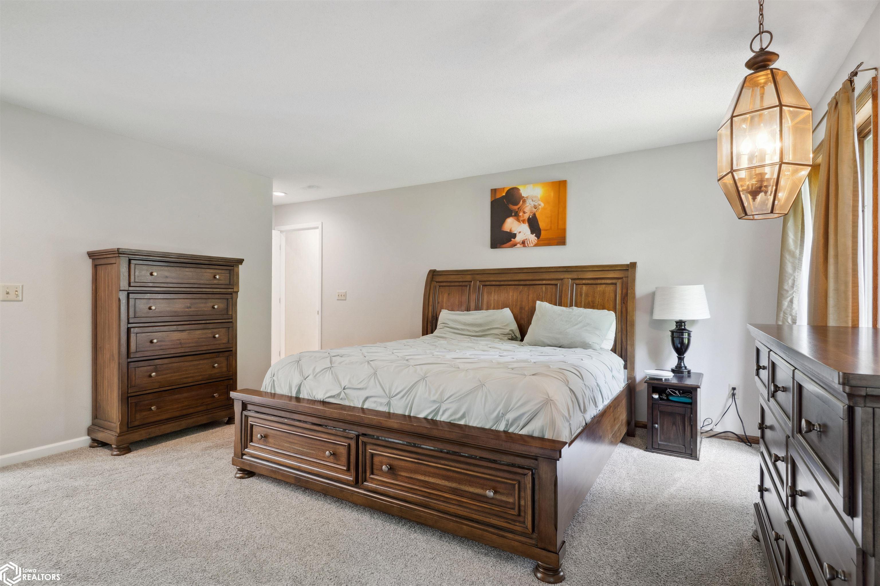 3212 Crystal Drive, Burlington, Iowa image 16