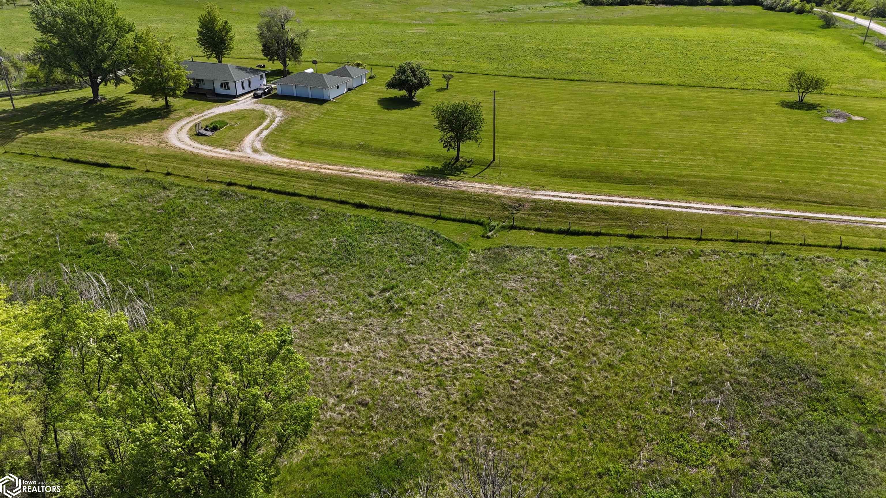 22590 482nd Street, Centerville, Iowa image 3