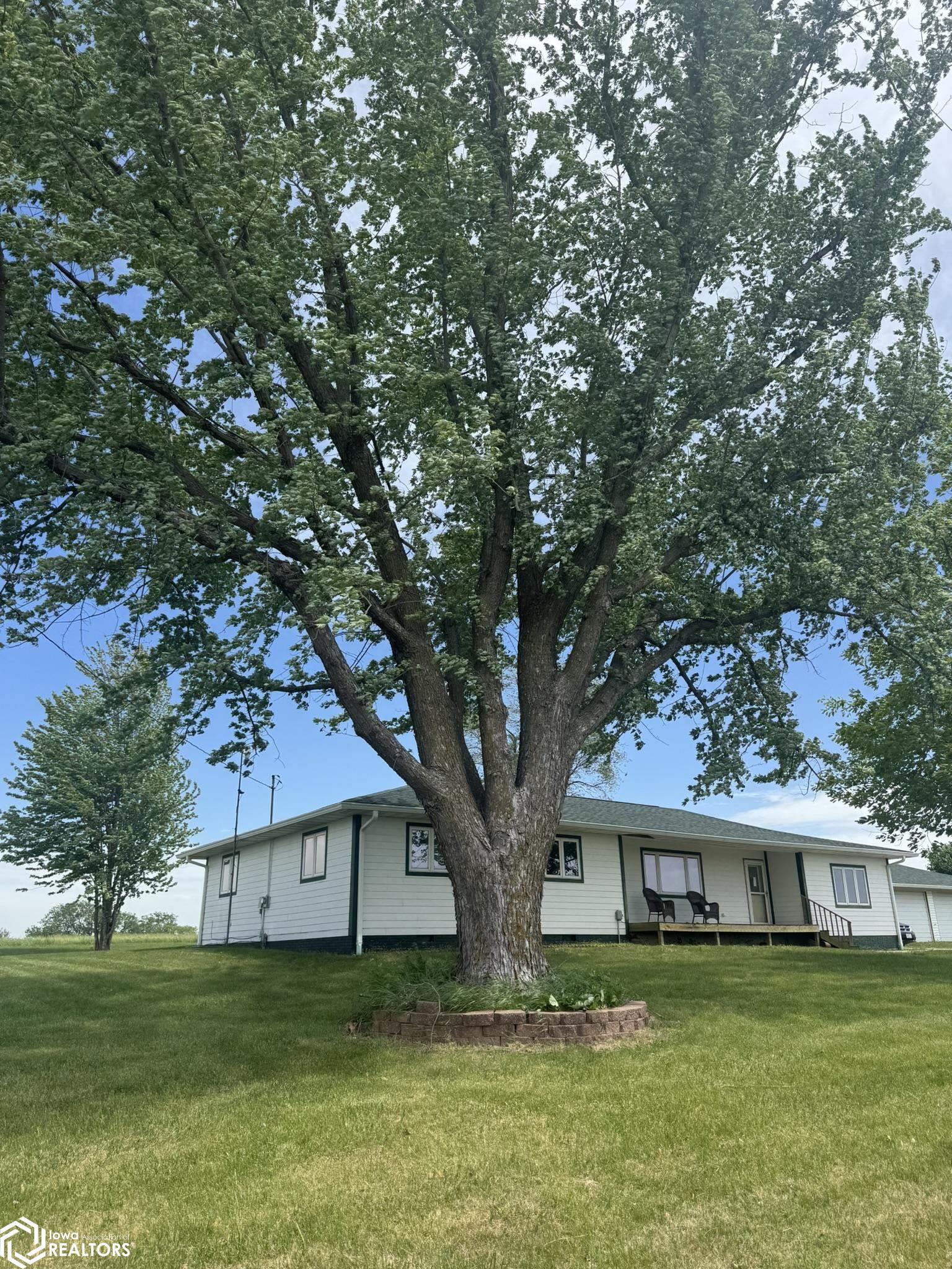 22590 482nd Street, Centerville, Iowa image 42