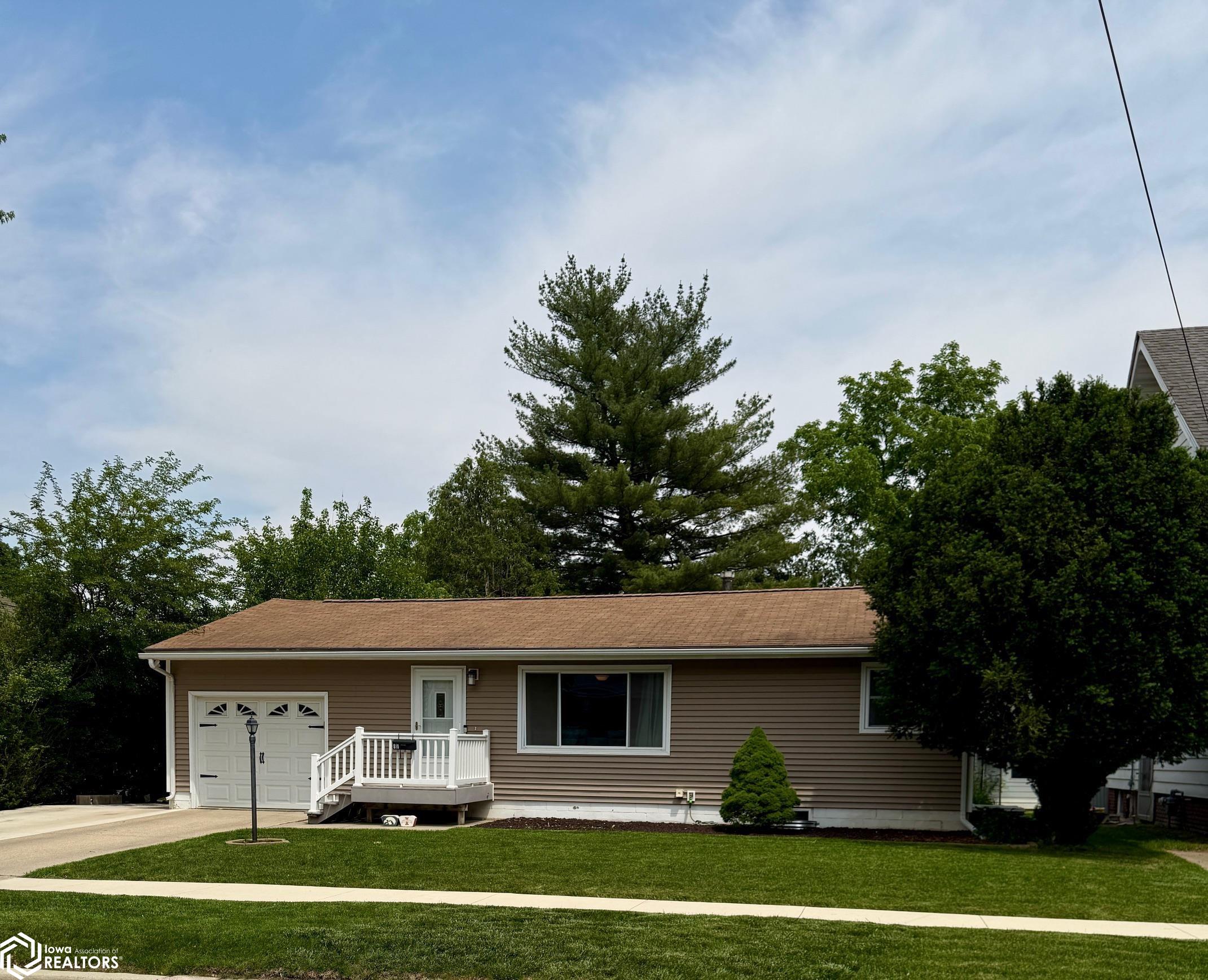 810 Stevens Street, Iowa Falls, Iowa image 2