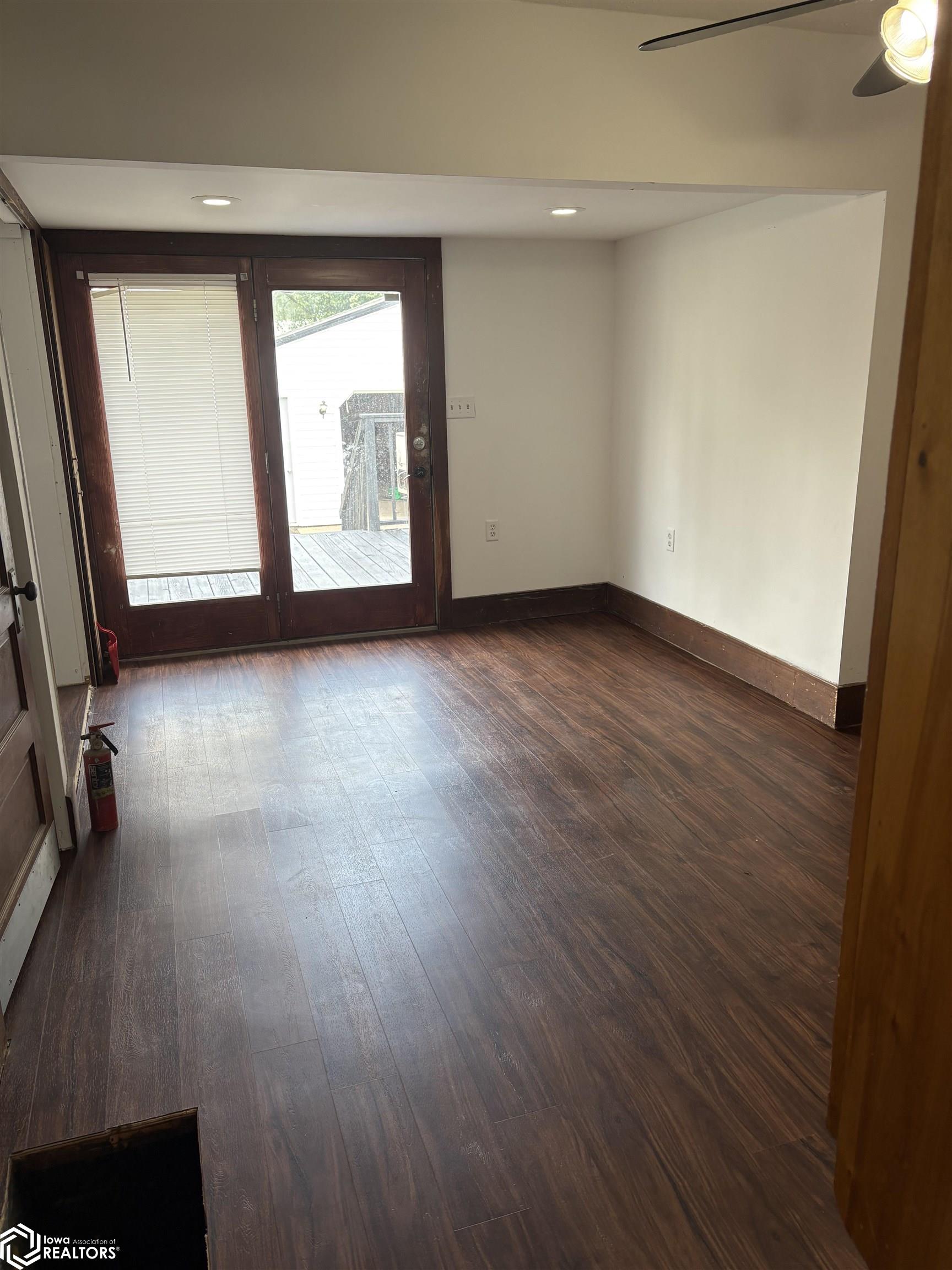 537 Burrhus, Ottumwa, Iowa image 11