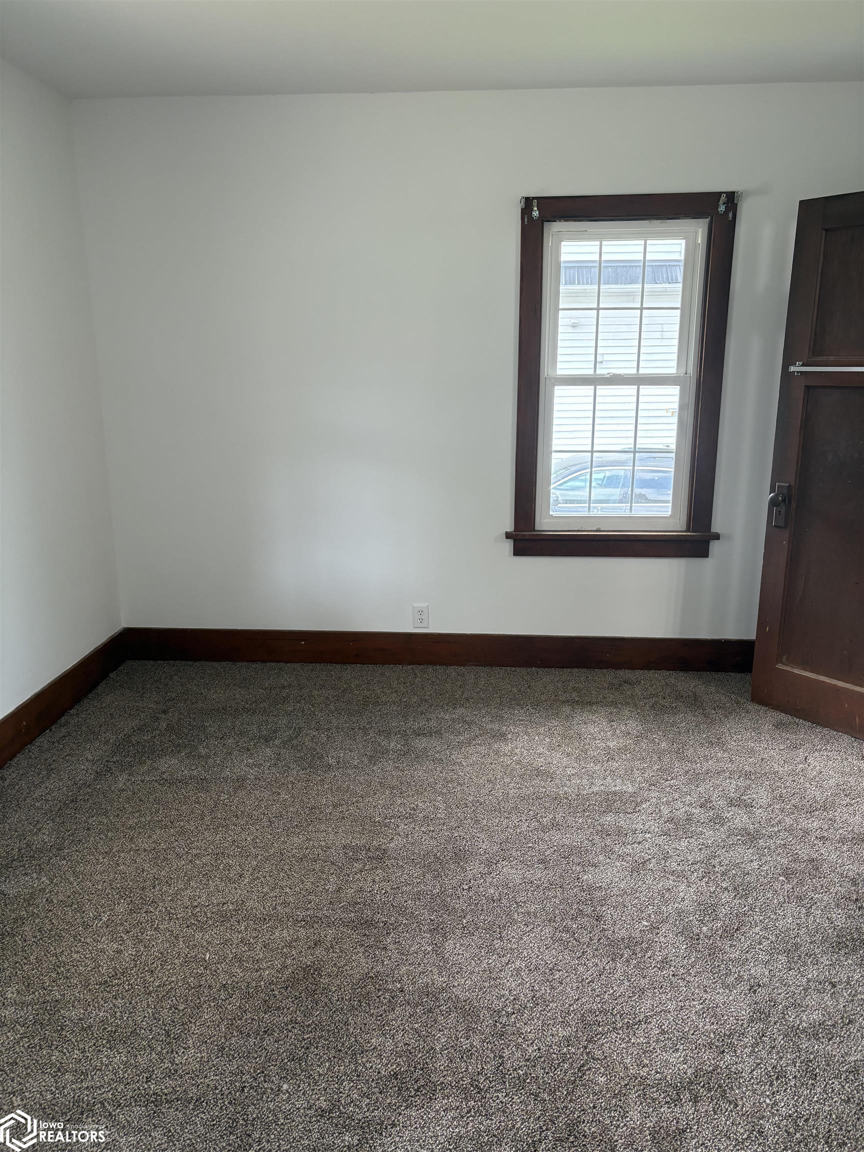 537 Burrhus, Ottumwa, Iowa image 17