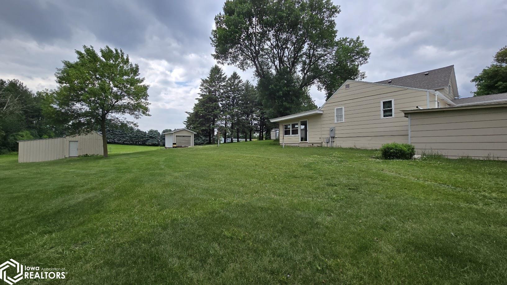 636 S Harrison Street, Thompson, Iowa image 15