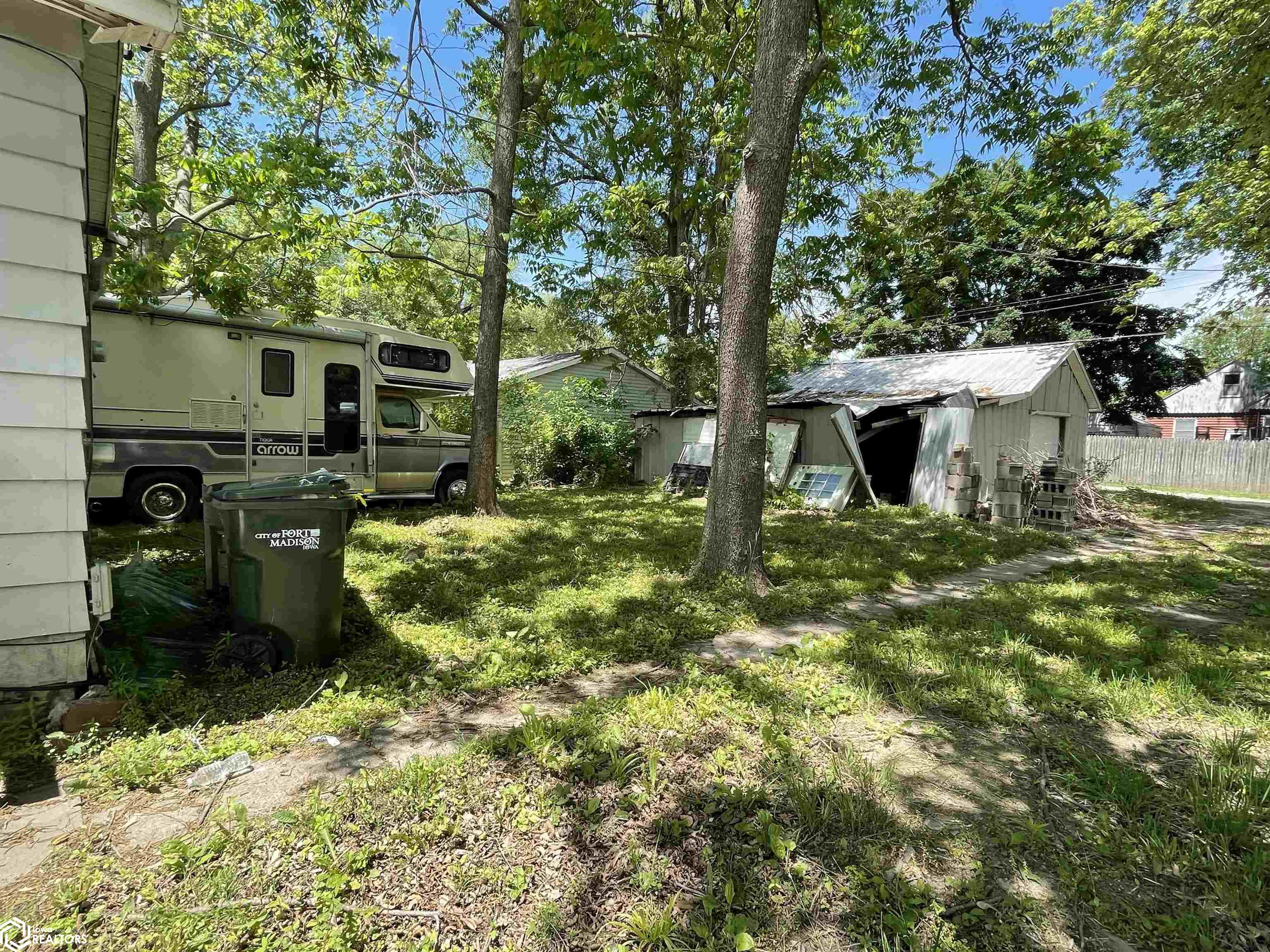 2637 Avenue I, Fort Madison, Iowa image 9