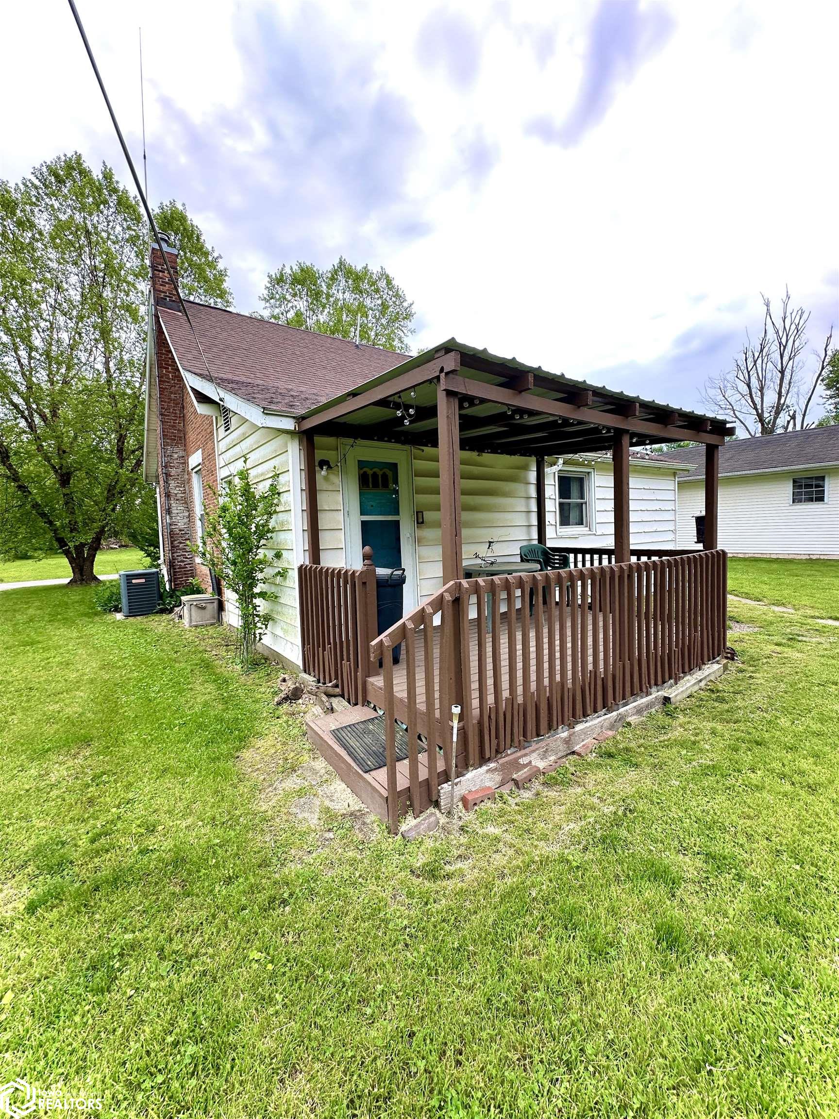 805 Mulberry Street, Warsaw, Illinois image 19